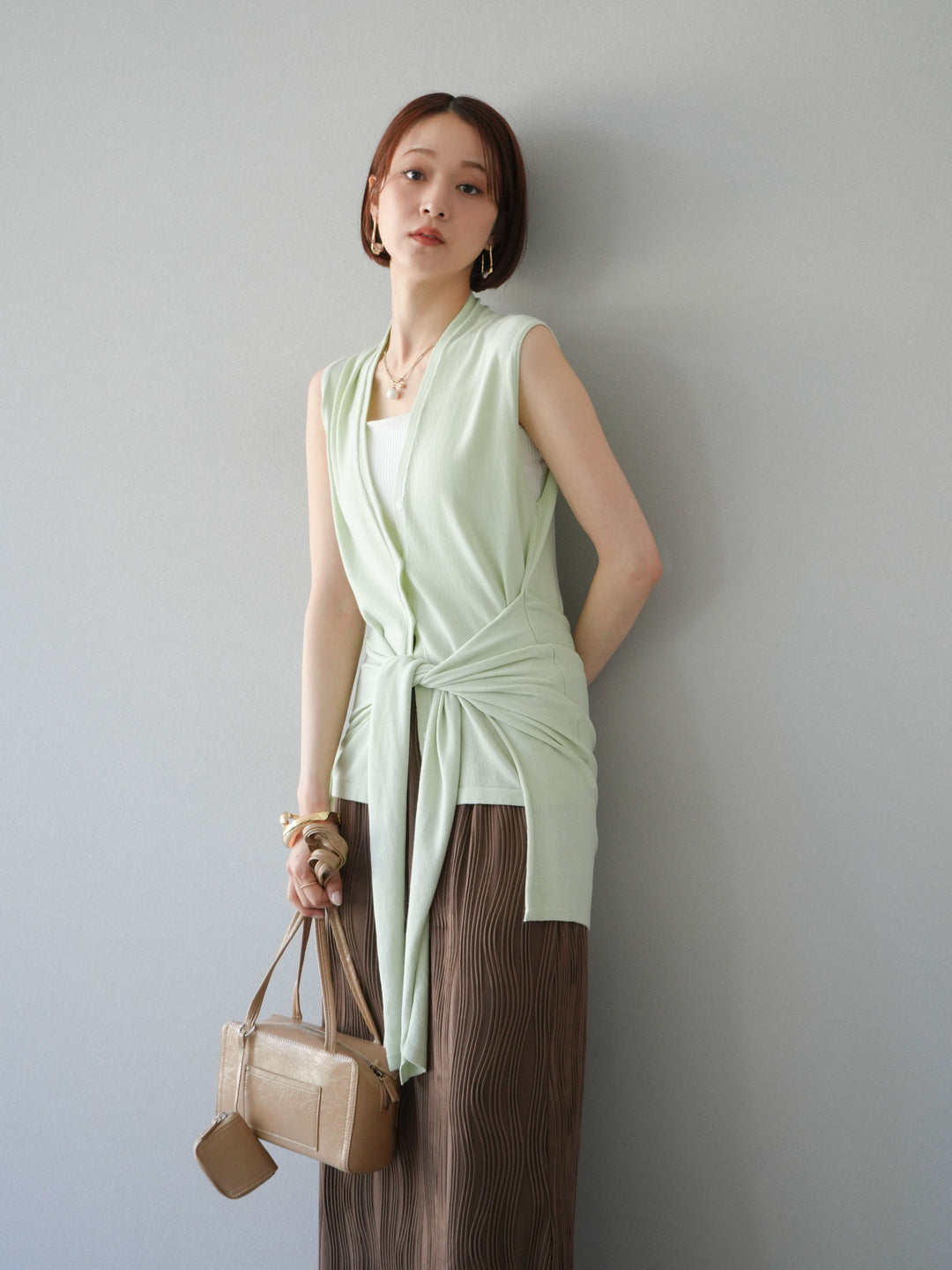 [SET]腰巻きデザインノースリーブニットカーディガン+ウェーブパイピングタイトスカート(2set)