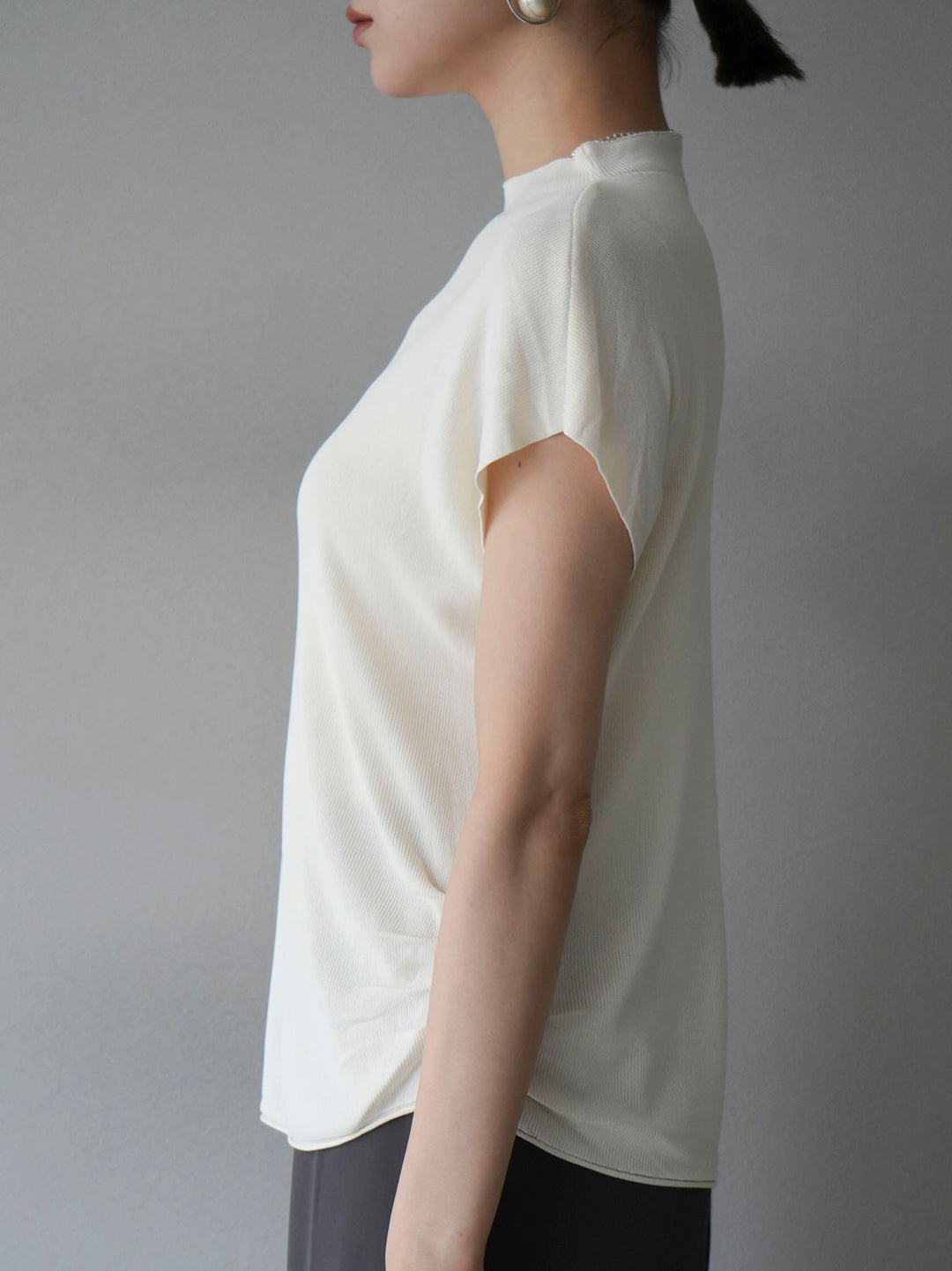 [Pre-order] Petite Neck Side Shirring Summer Knit Top/Ivory