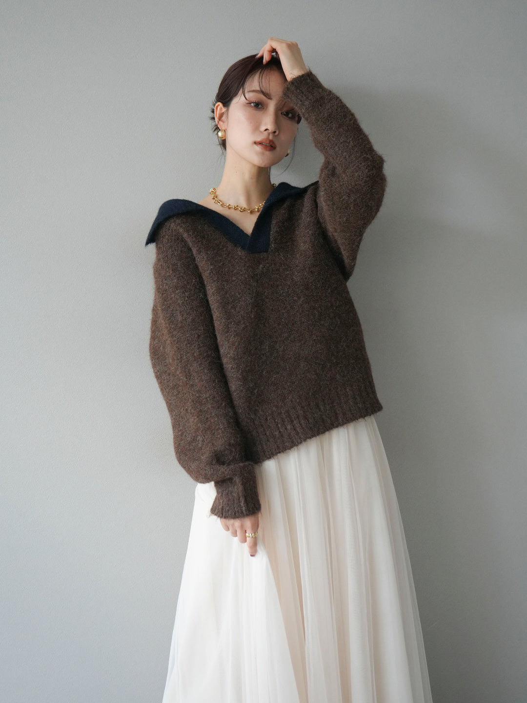 [予約]バイカラー襟付きニットプルオーバー/brown