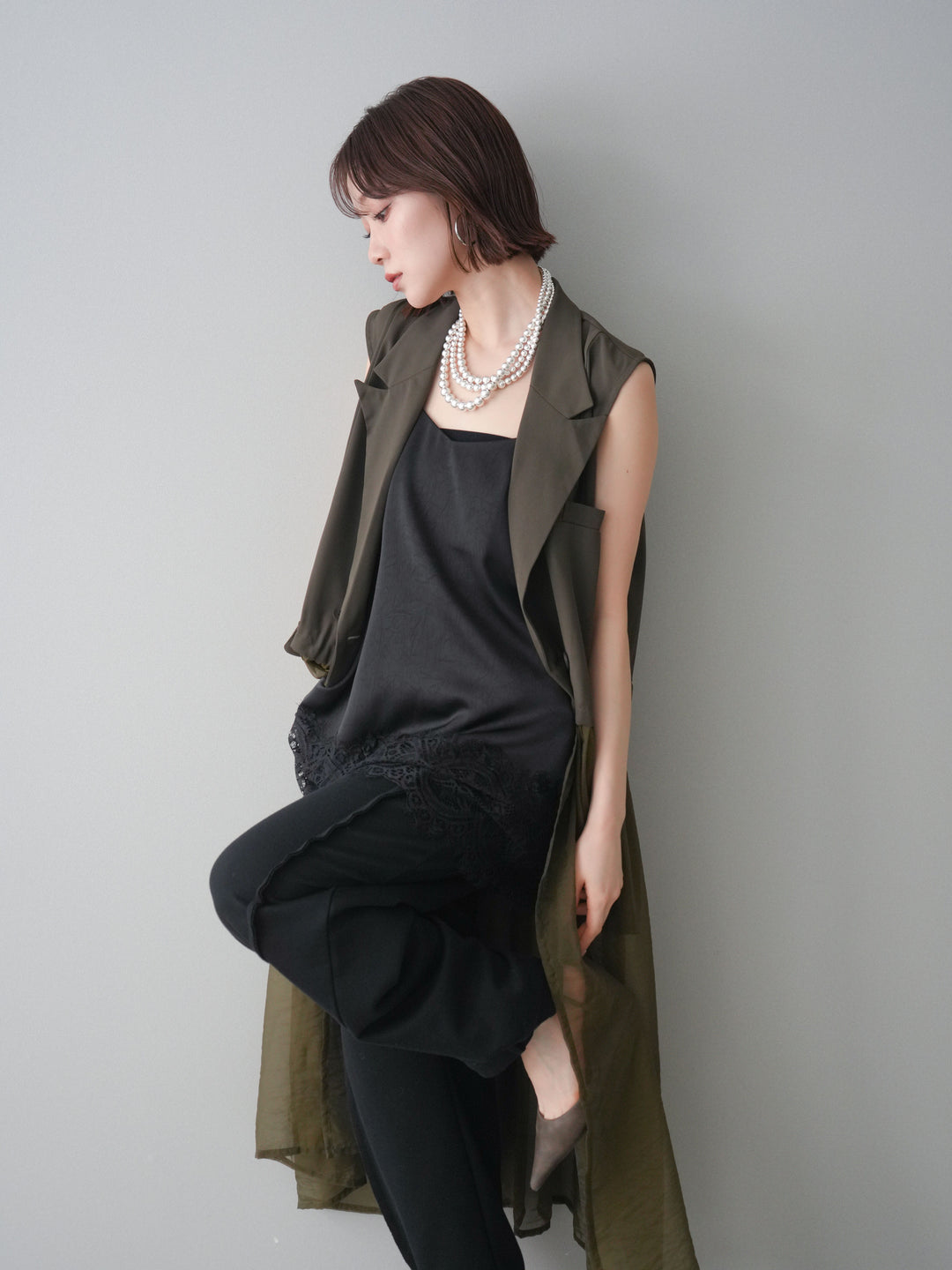 [SET]シアーレイヤードテーラードロングジレ+レーストリムキャミソール+2WAYデザインスウェットパンツ(3set)