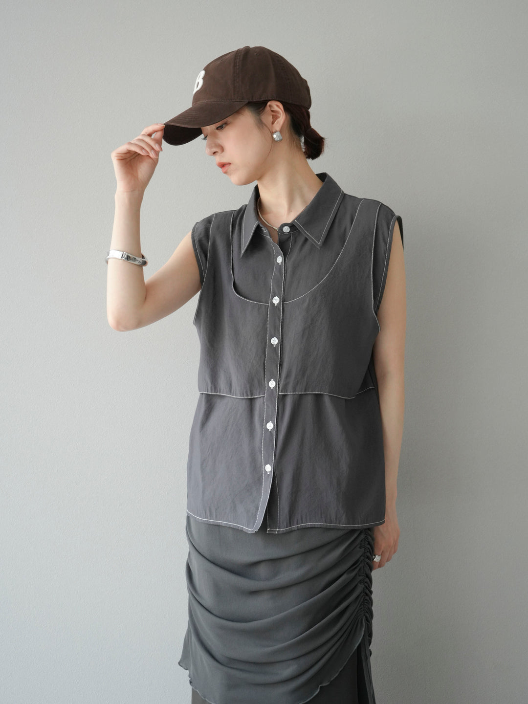 [預訂] 縫合透視多層設計襯衫/炭灰色