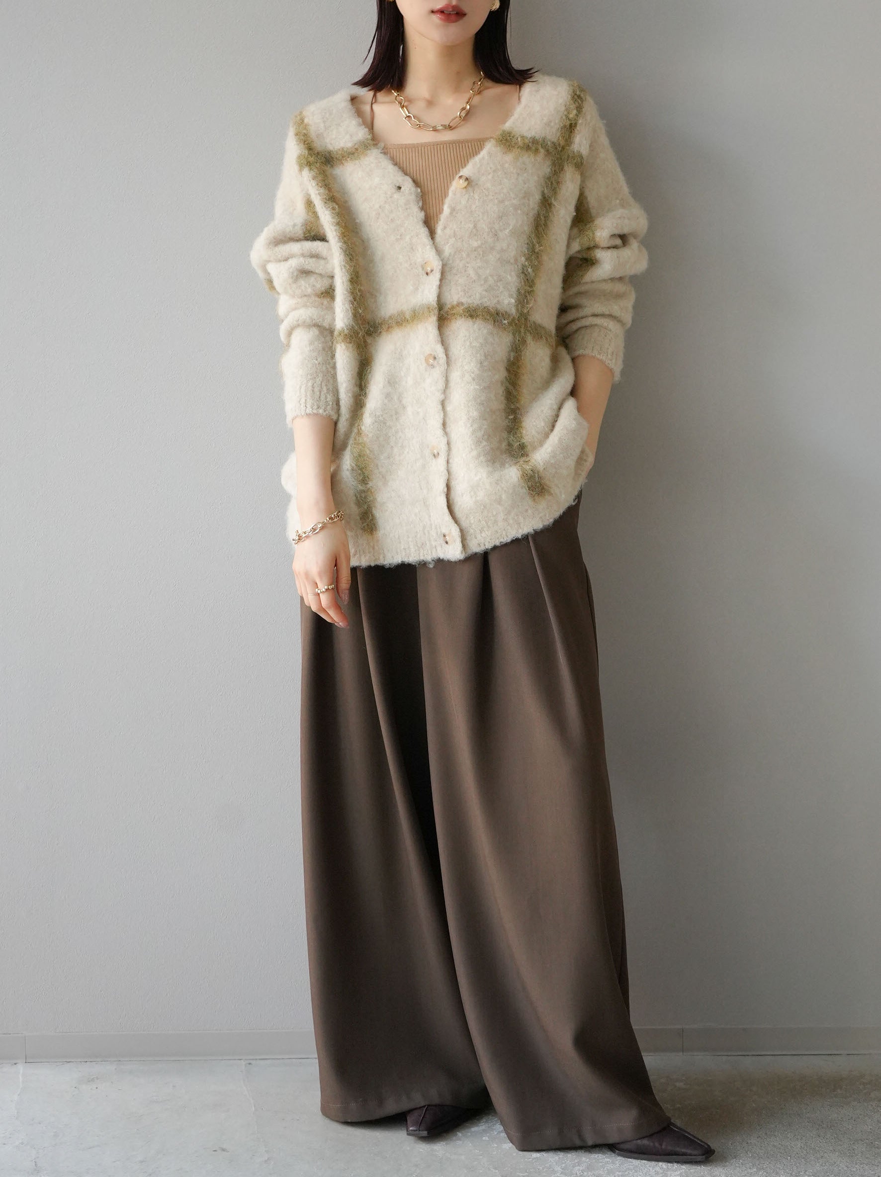 予約]シャギーチェックカーディガン/アイボリー – Lumier