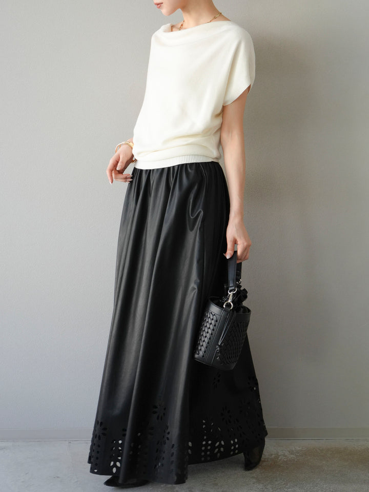 [予約]フラワーパンチングレザースカート/ブラック