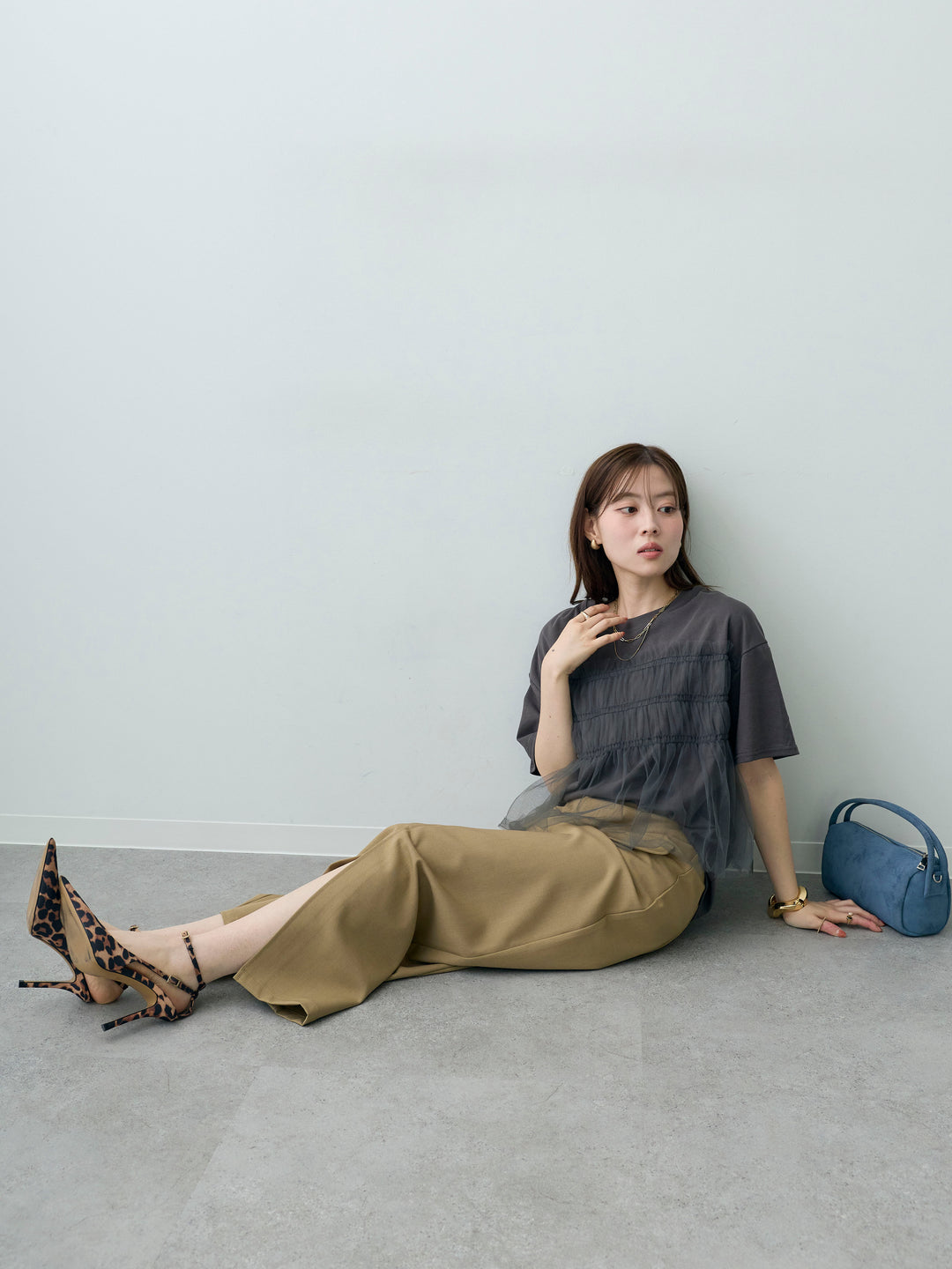 [SET]ギャザーチュールドッキングTEE+クレープデシンフラップ付きストレートスカート(2set)