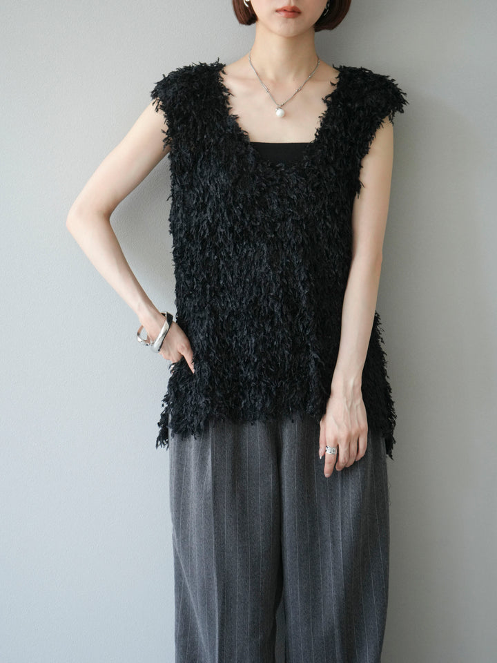 [予約]フェザーVネックベスト/ブラック