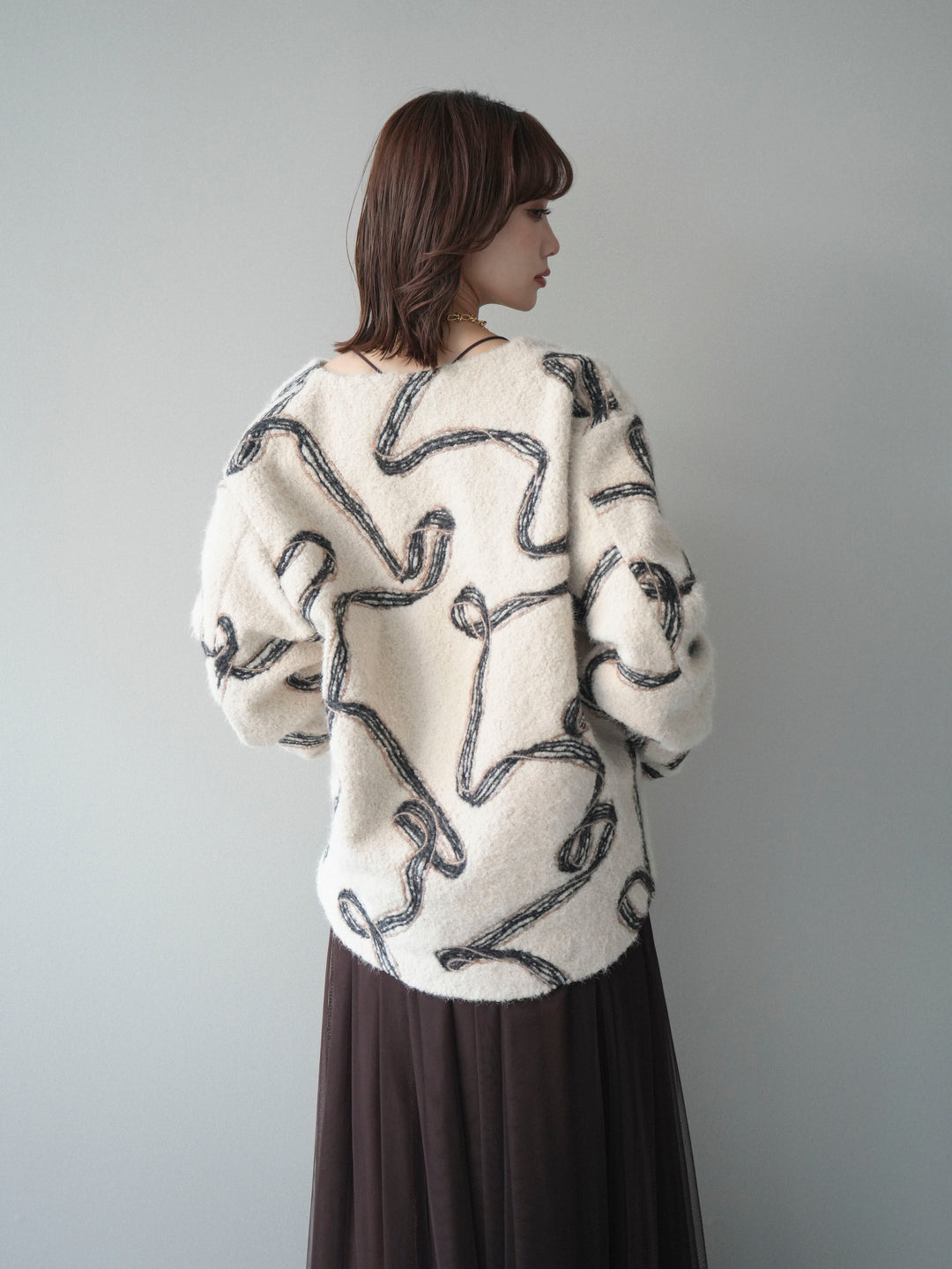 [予約]ニュアンス刺繍ブークレニットジャケット/white