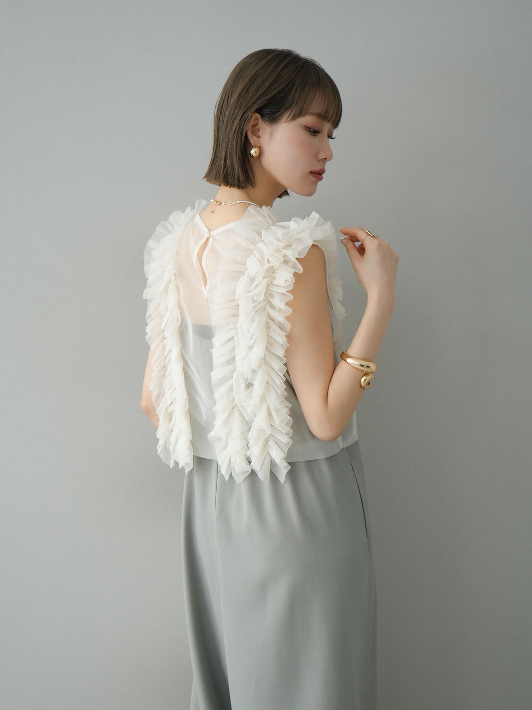 [預訂] 薄紗荷葉邊背心 x 連身套裝/灰色