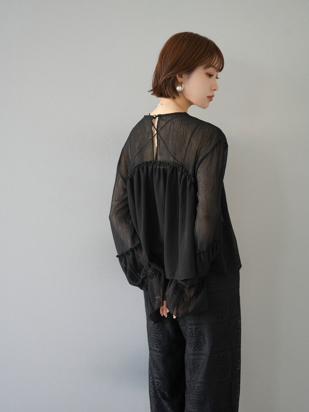 [SET] Willow sheer volume gathered blouse + selectable accessory set (2 sets)