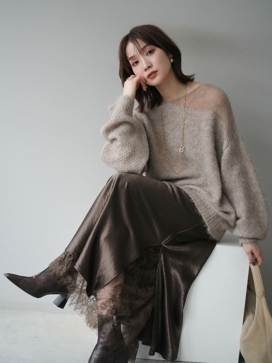 [予約]ネック透かし編みニットプルオーバー/ベージュ