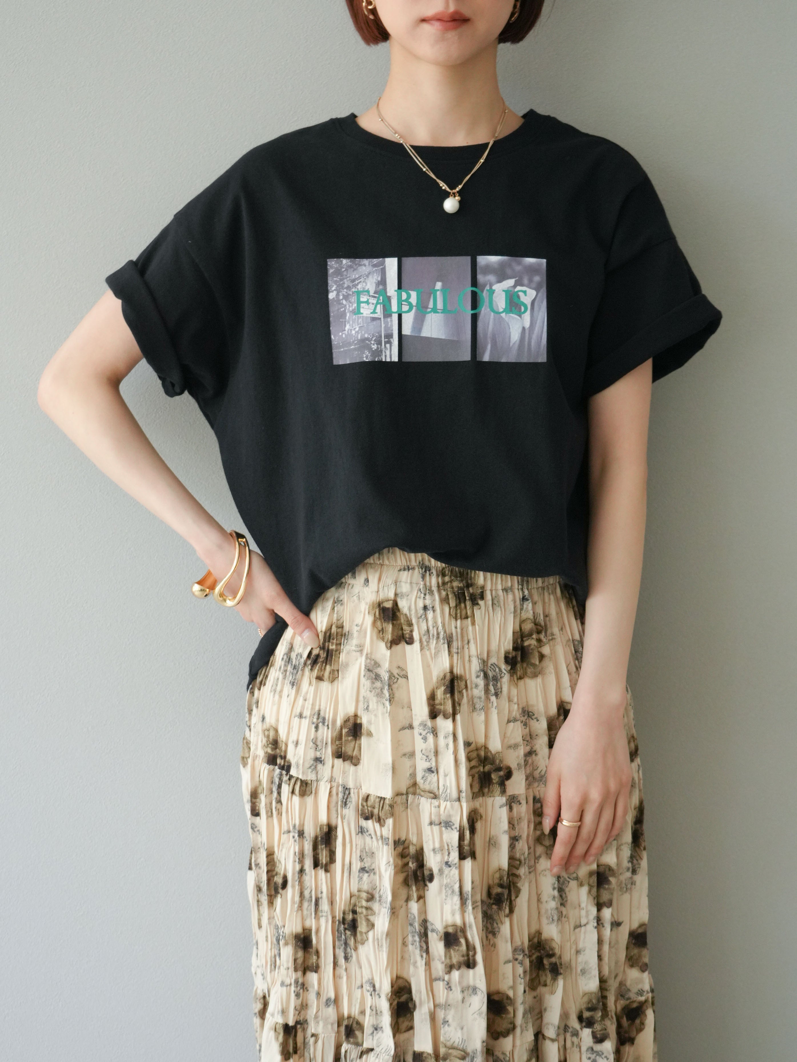 予約]ネオンロゴコラージュフォトプリントオーバーTシャツ/ブラック