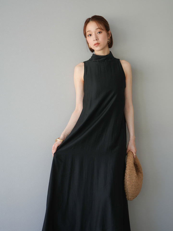 [予約]シアーホルターバックオープンワンピース/ブラック