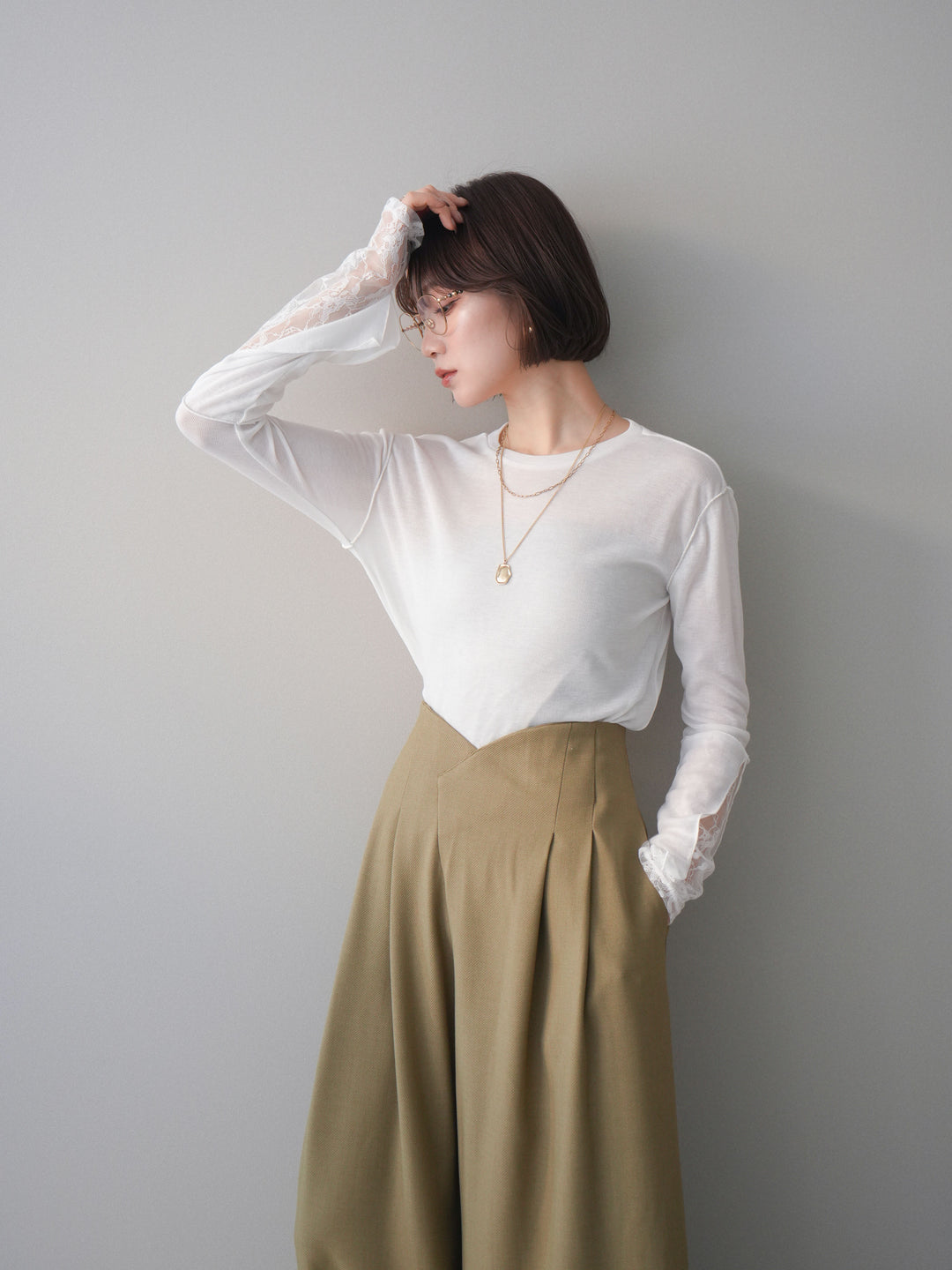 [予約]袖レースレイヤードデザインメロートップス/white