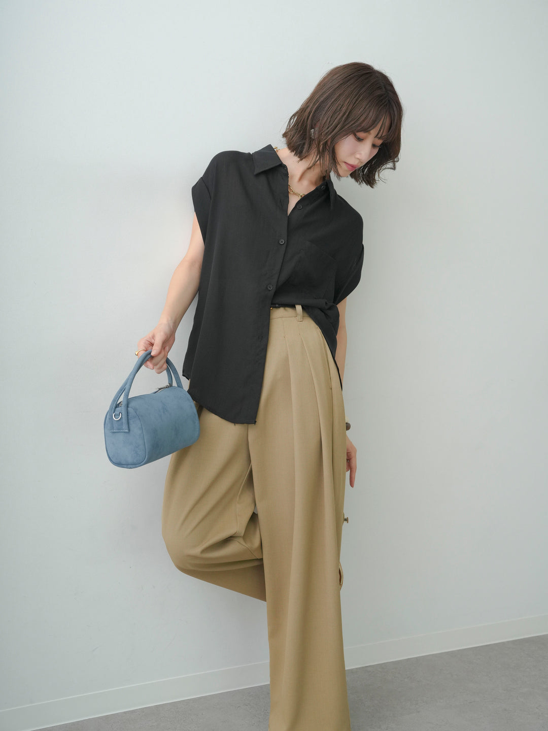 [SET]バックレースフレンチシャツ+クレープデシンタックワイドパンツ(2set)