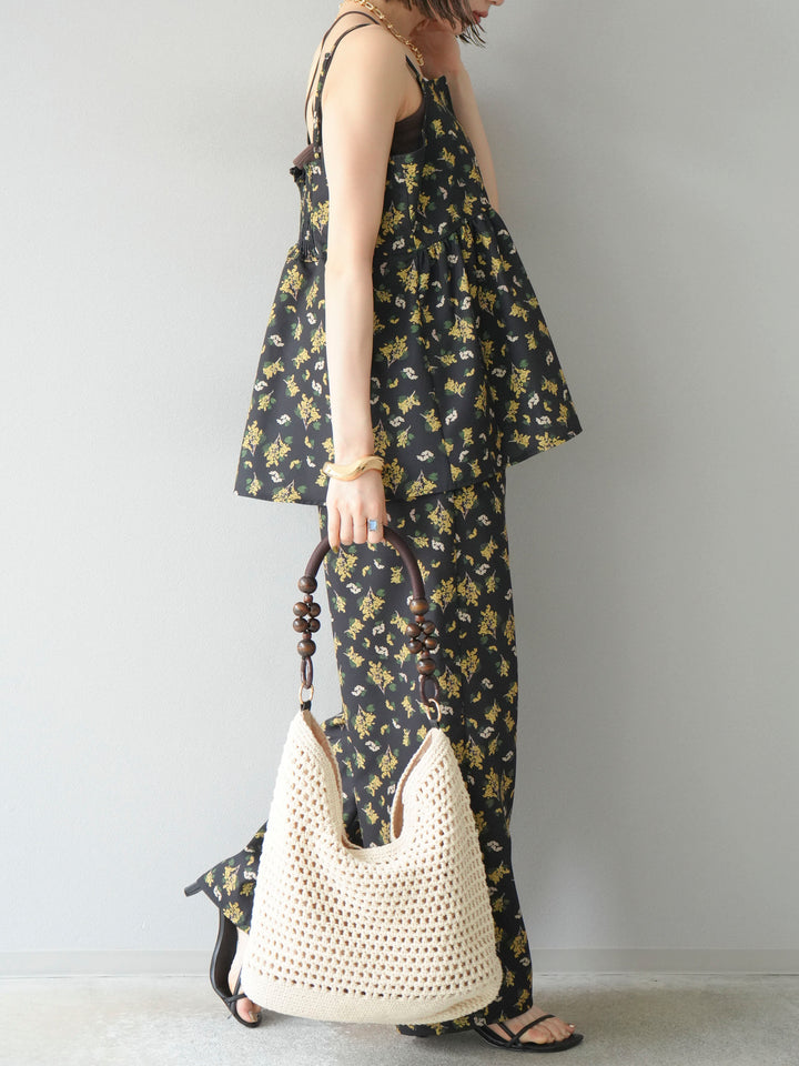 [予約]ブーケプリントタックパンツ/ブラック