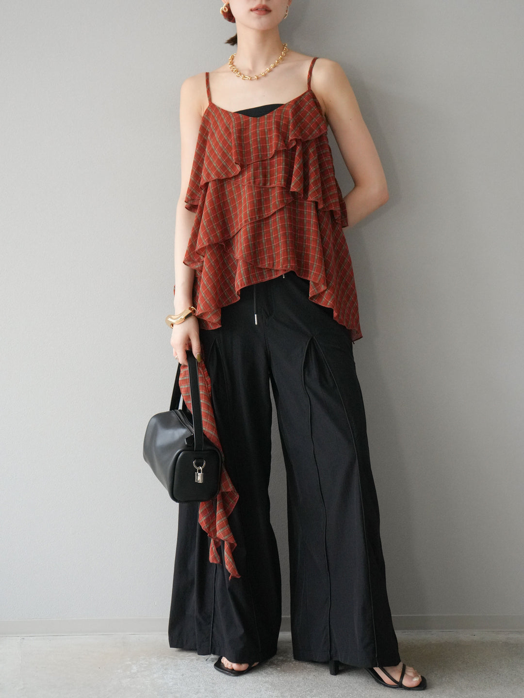 [予約]タックパイピングナイロンワイドパンツ/ブラック