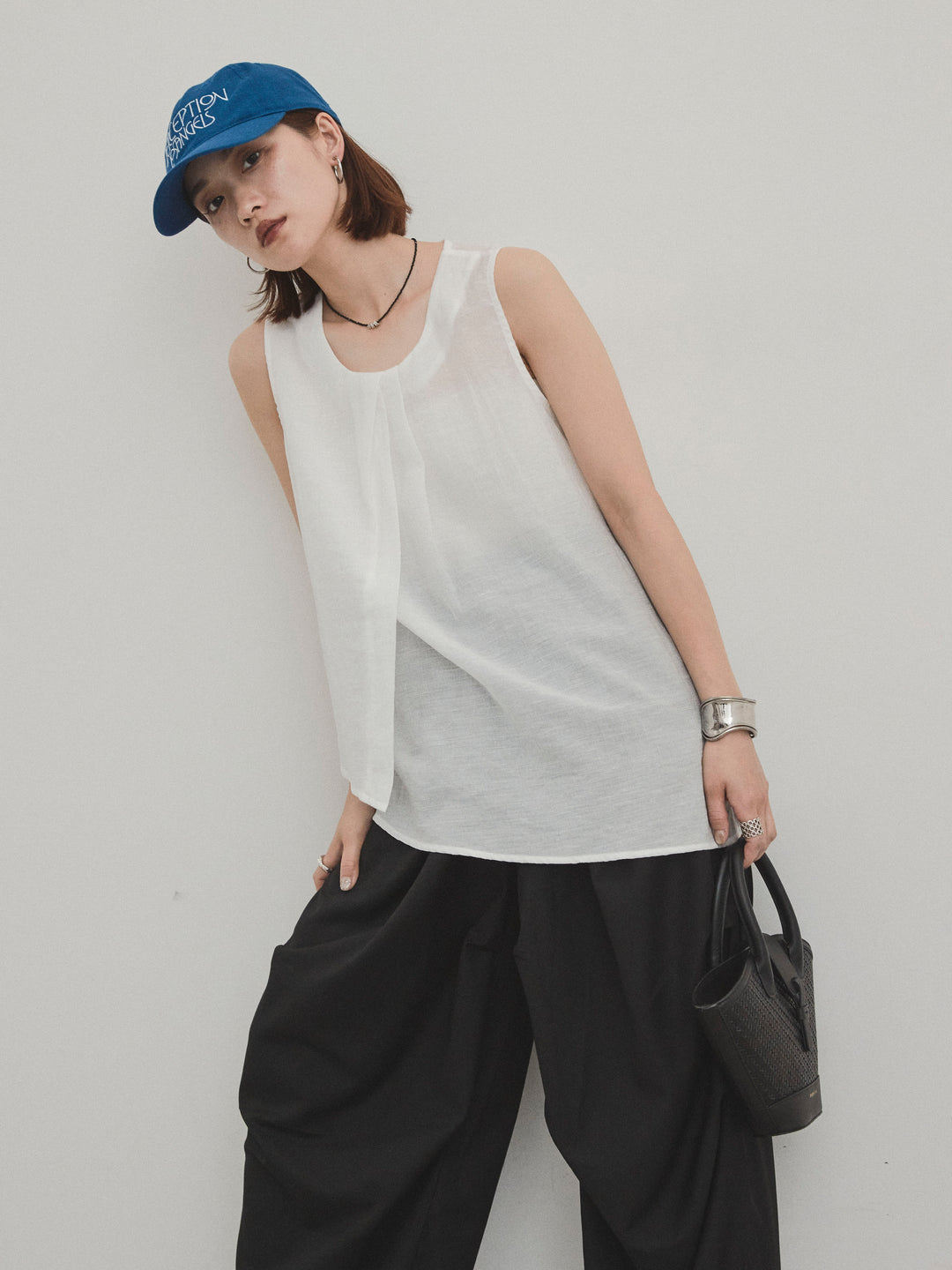 [予約]シアータックアシンメトリーブラウス/アイボリー