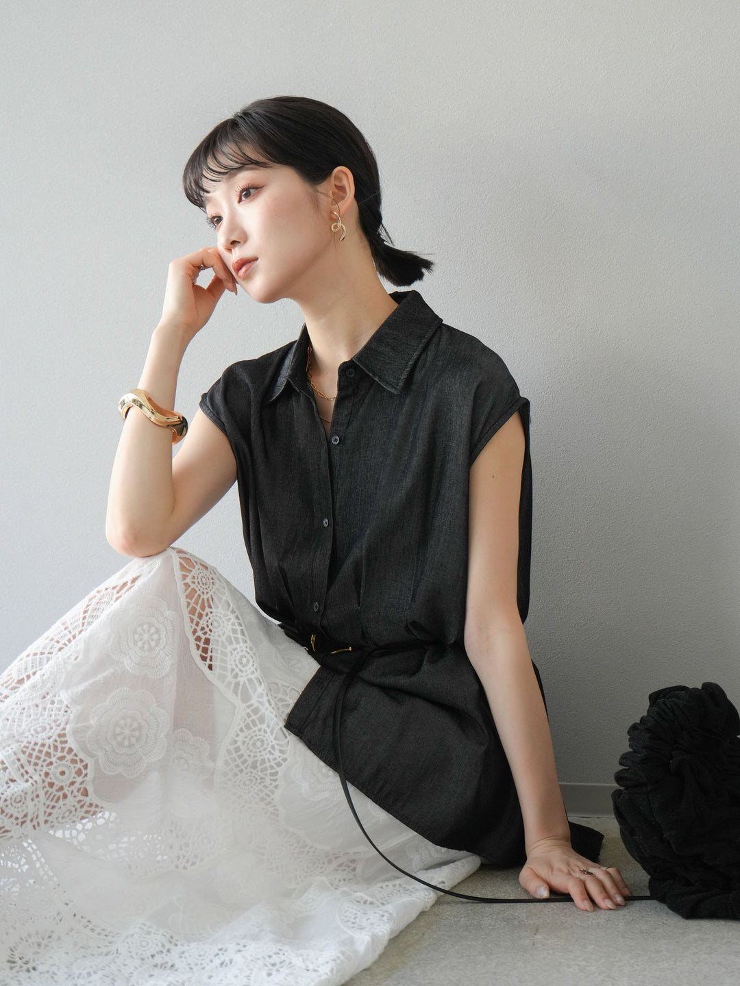 【預訂】天絲牛仔收腰無袖上衣/黑色