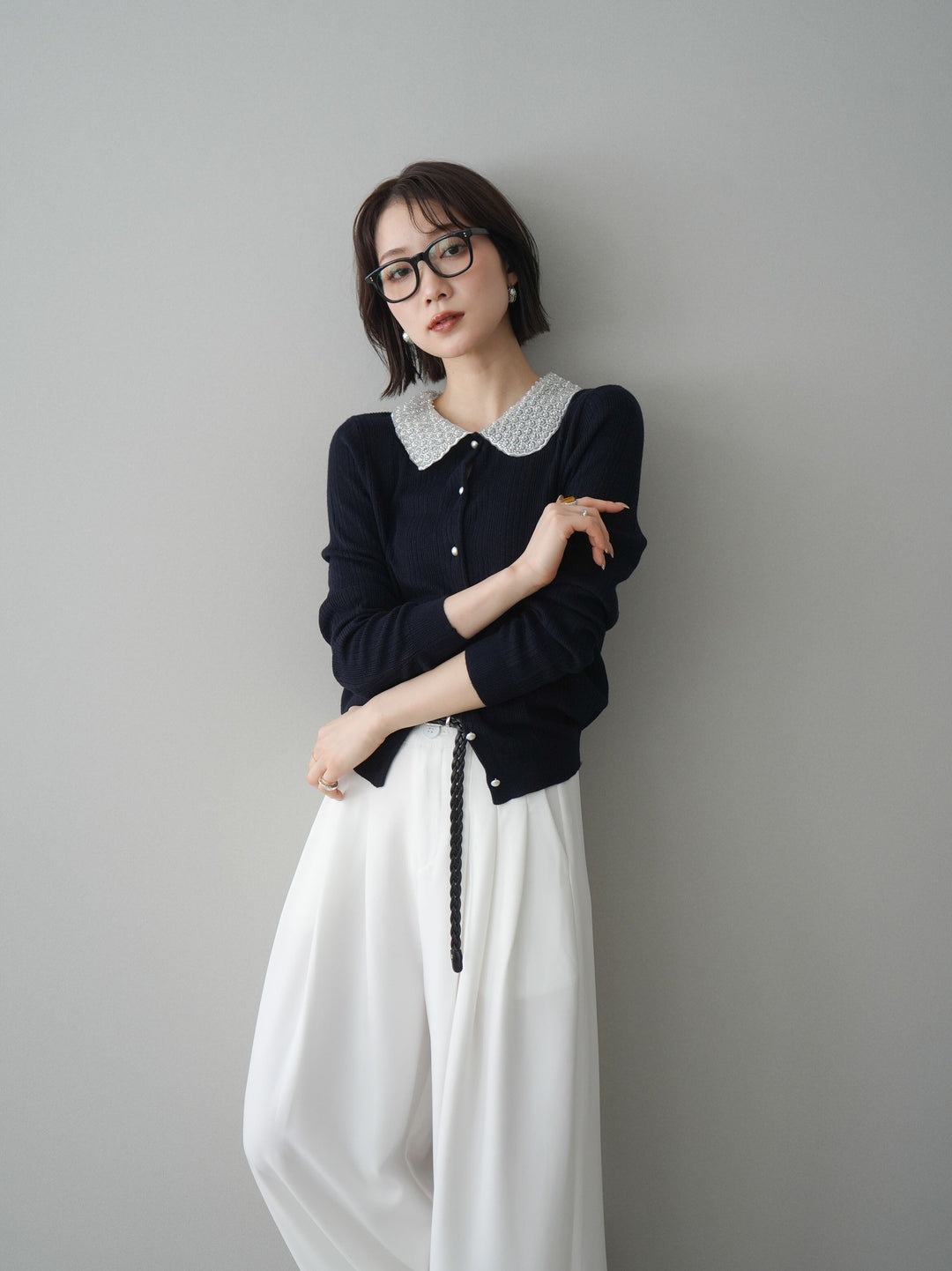 [SET]ビジュー襟パールボタンニットカーディガン+編み込みベルト付タックワイドパンツ(2set)