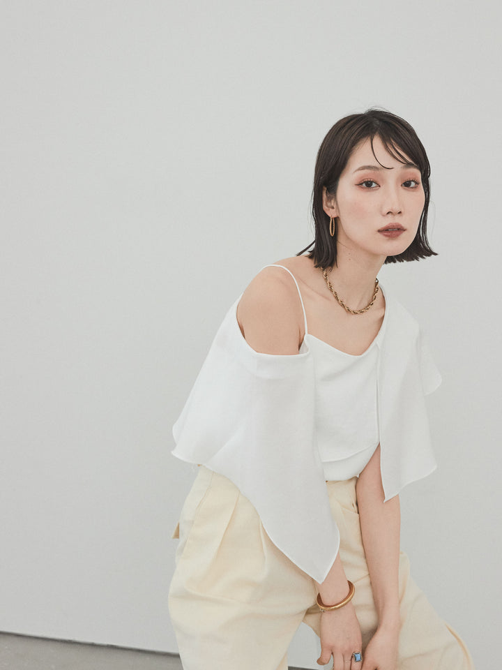 [予約]ワンショルラッフルブラウス/オフ