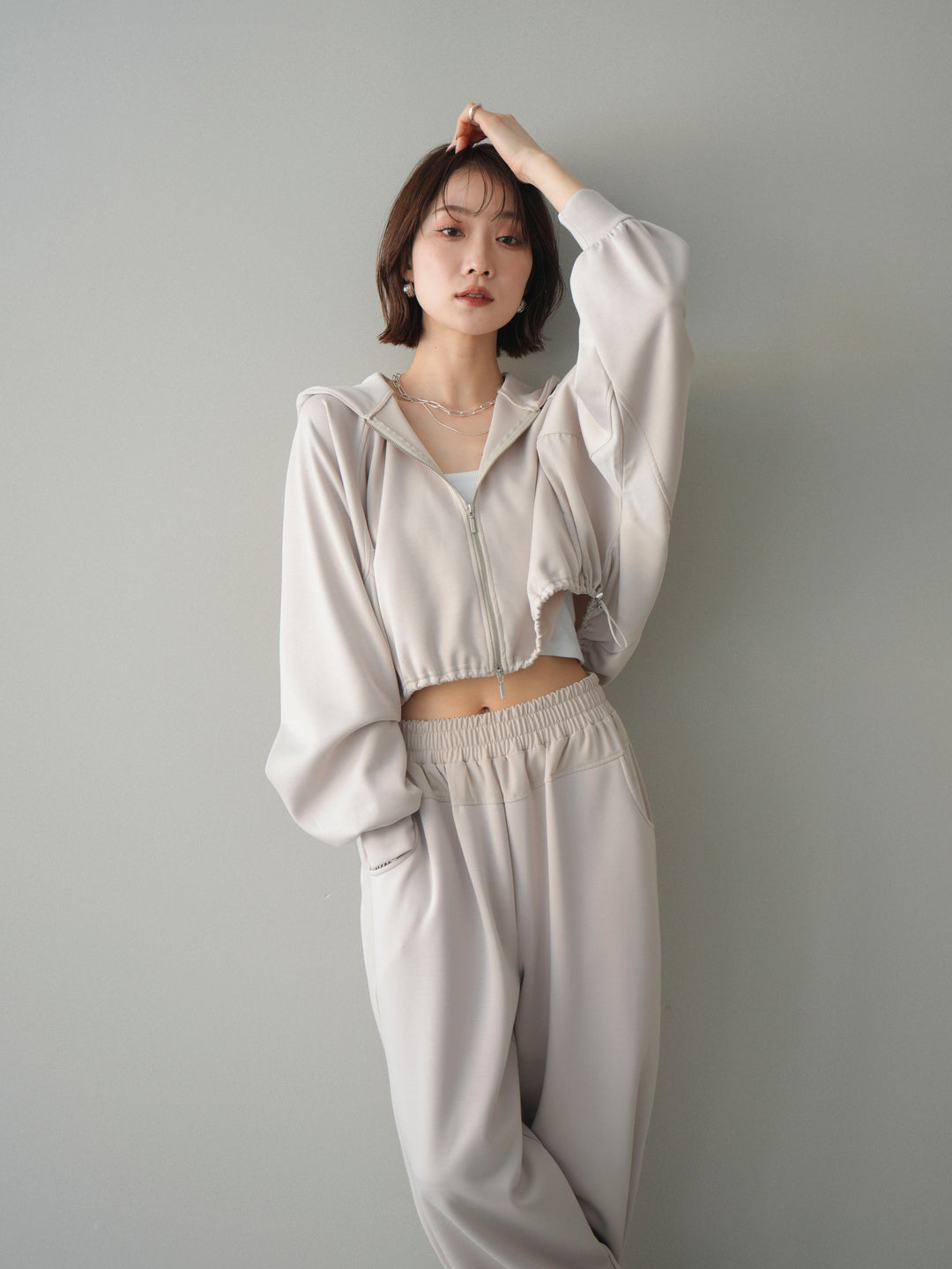 [SET]バイカラー異素材ライトポンチクロップドZIPフーディー+バイカラー異素材サイドラインライトポンチパンツ(2set)