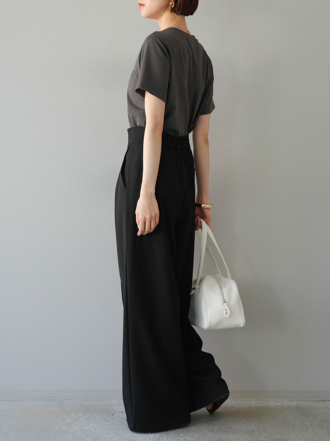 [SET]ビスチェデザインTシャツ+ジップタックワイドパンツ(2set)