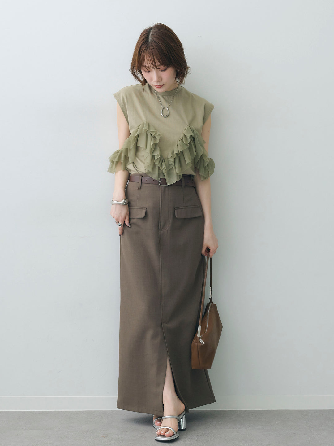 [SET]マルチwayフリルフレンチTEE+クレープデシンフラップ付きストレートスカート(2set)