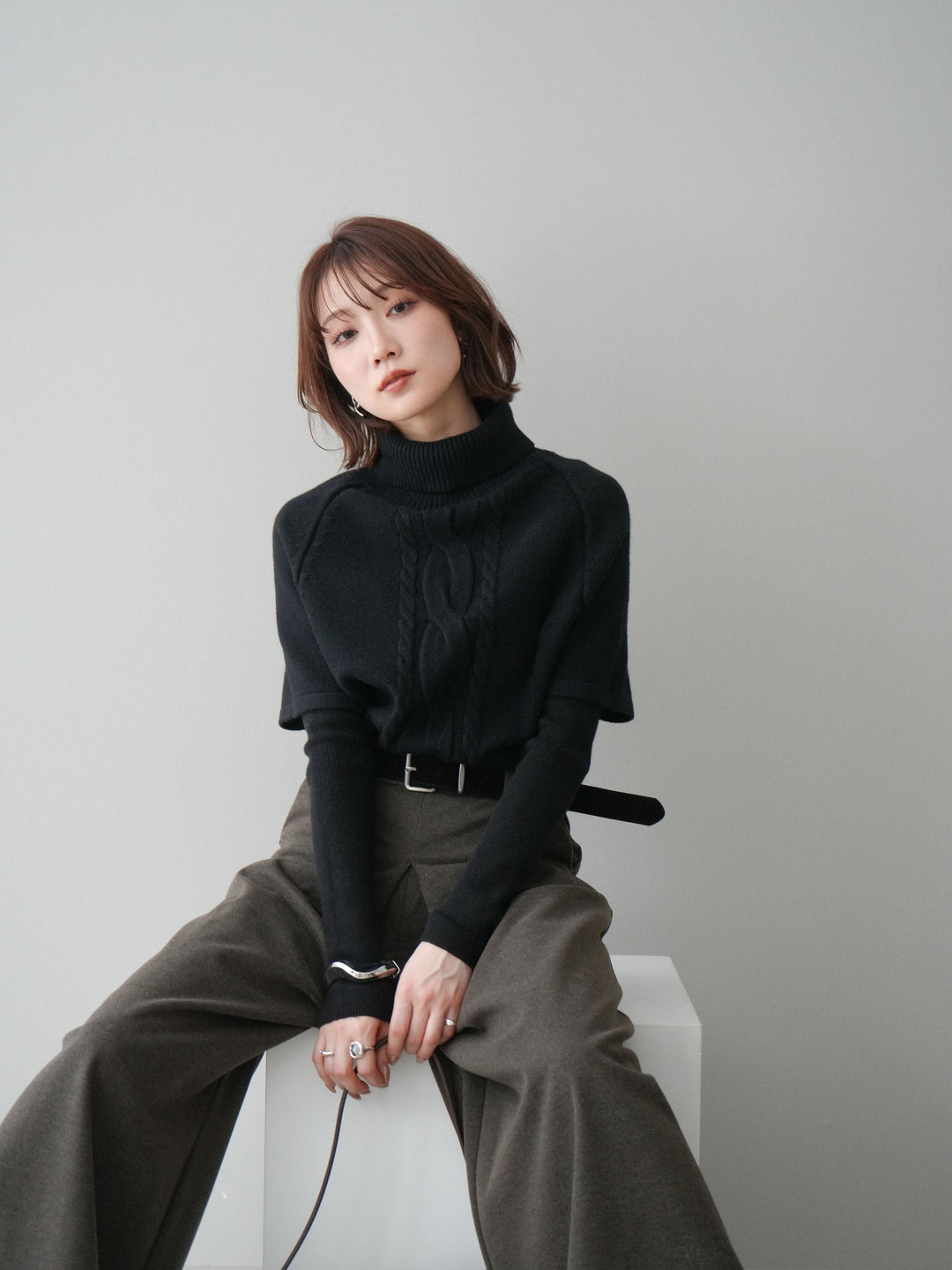 [予約]ケーブル編みタートルハーフスリーブニットアンサンブル/black