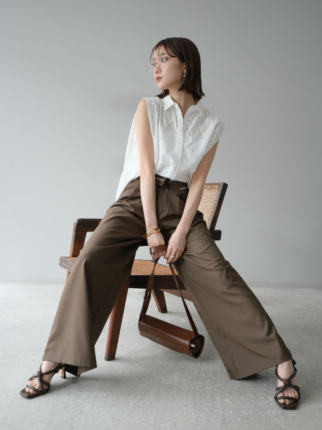 [予約]エンブロイダリーレースタックショルダーブラウス/ホワイト