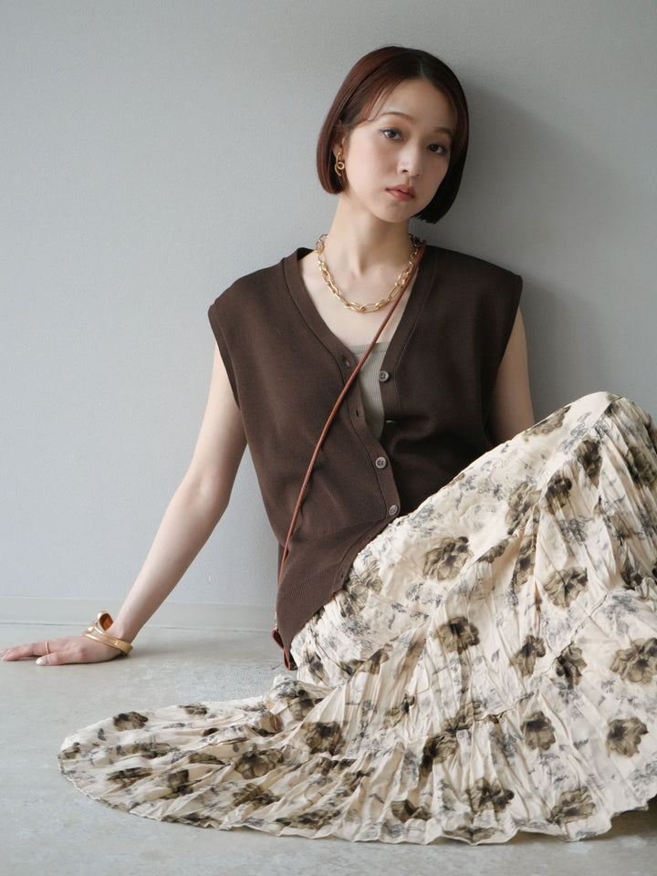 [SET] V領人造絲針織背心+花邊長裙（2件組）