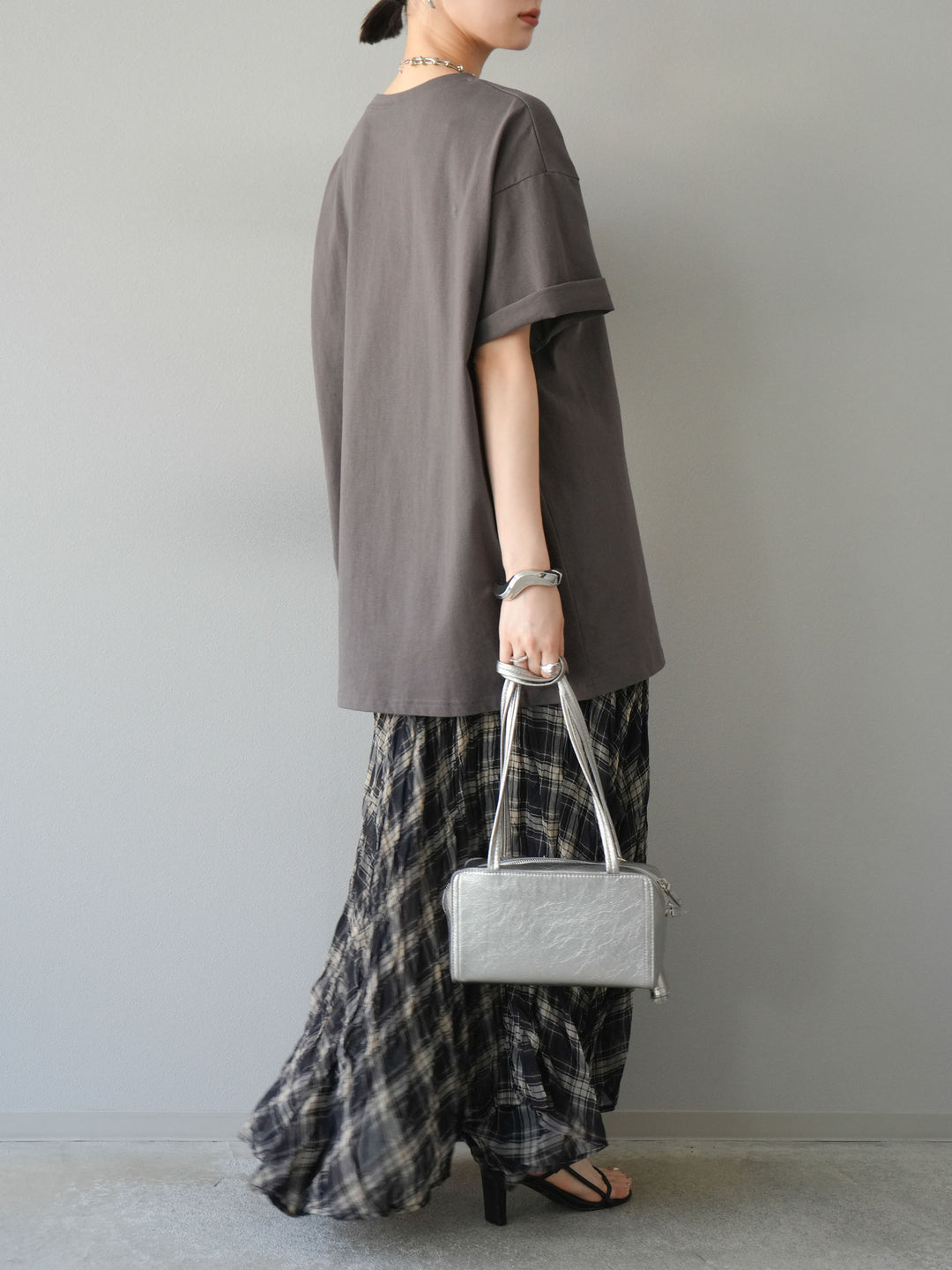 [SET]ネオンロゴフォトプリントBIG Tシャツ+シアーチェックアシンメトリーワッシャースカート(2set)