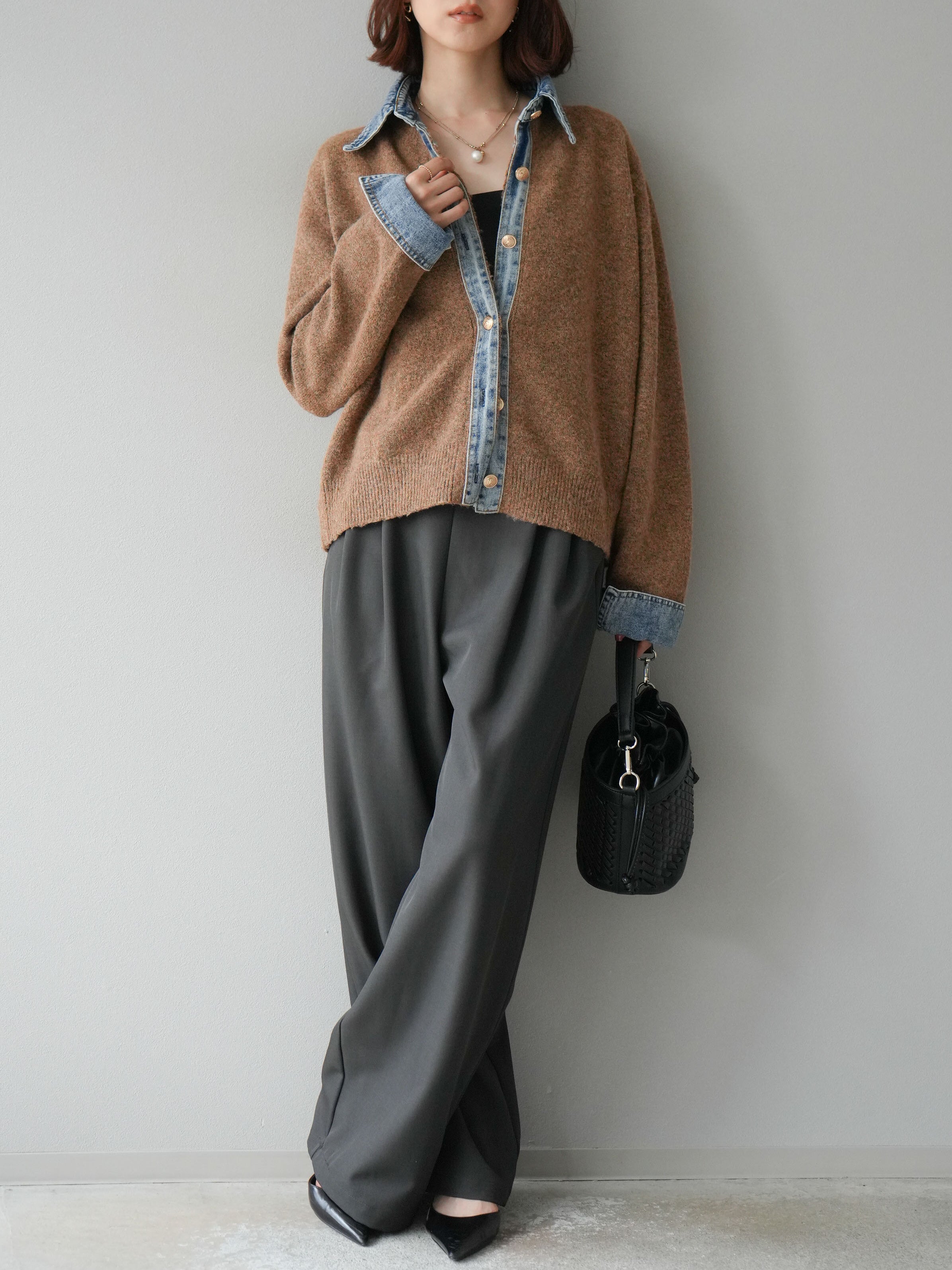 SET]デニム襟ボタンニットカーディガン+エステルタックワイドパンツ