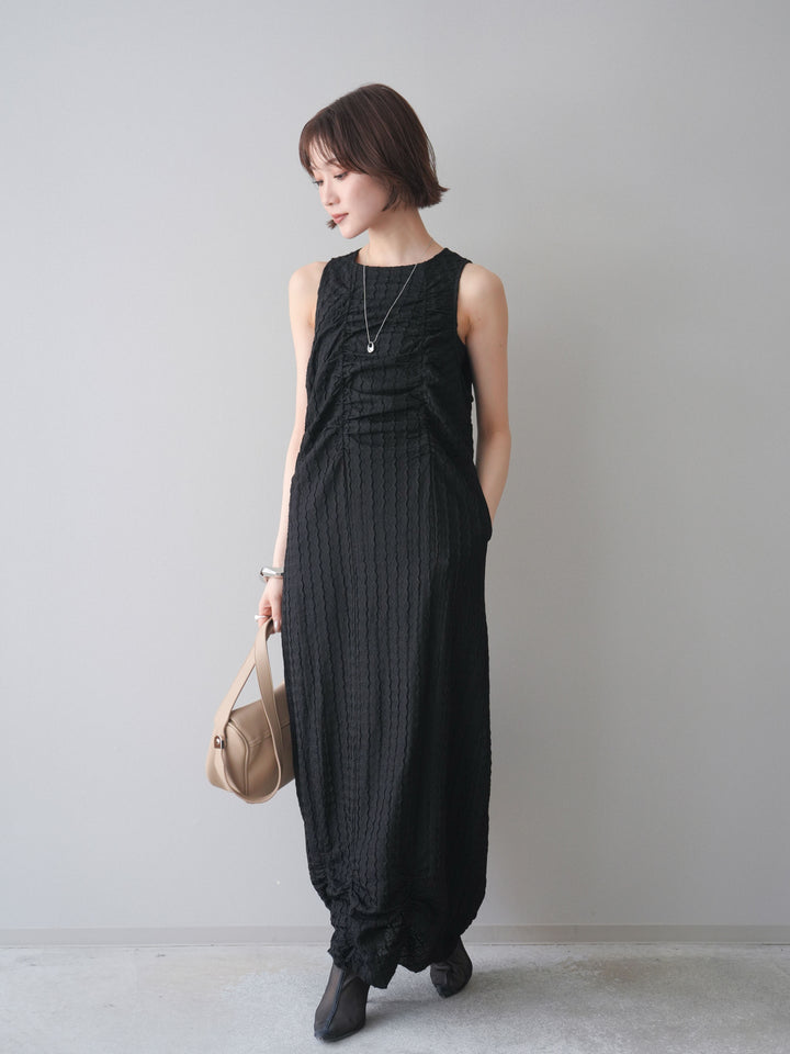 [予約]シャーリングジャガードノースリーブワンピース/black