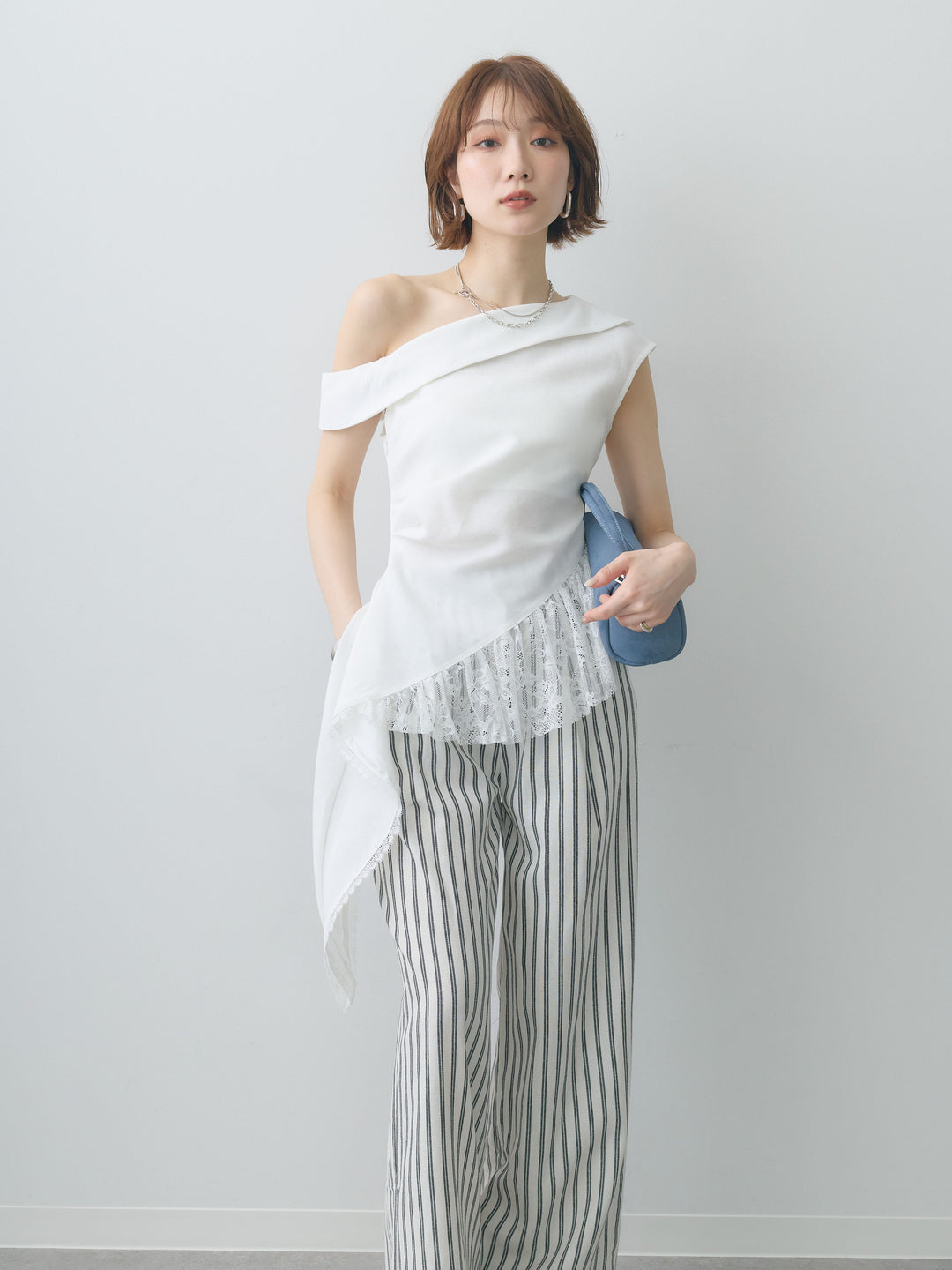 [SET]アシンメトリーラッフルレースヘムトップス+選べるアクセセット(2set)