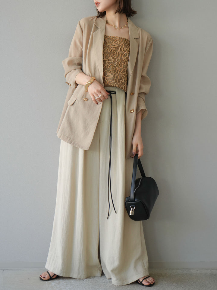 [SET] 金色扣環透視外套 + 滾邊花朵透視天鵝絨吊帶背心 + 繩紋腰帶麻感寬褲 (3 件套)