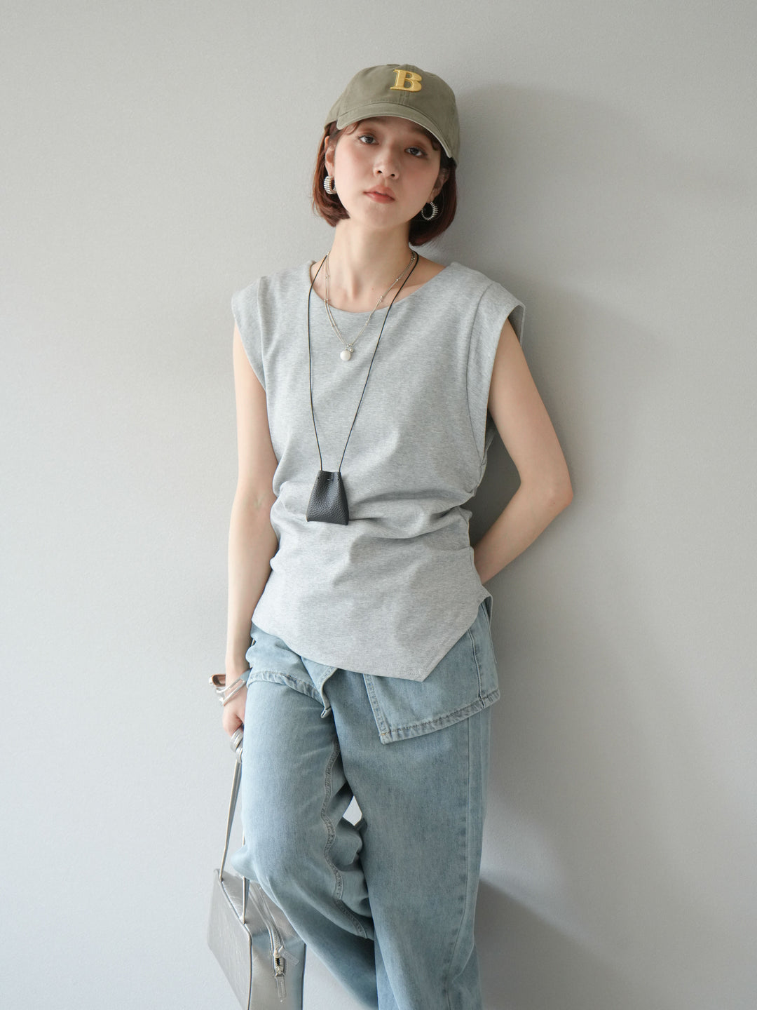 【預購】B字刺繡棒球帽/卡其色