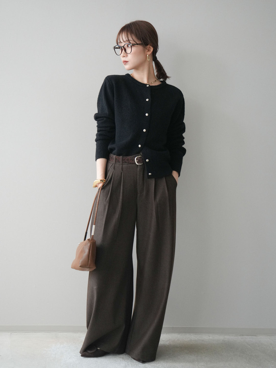 [SET]アンティークボタンニットカーディガン+アニマル柄ベルト付きウールタッチワイドパンツ(2set)