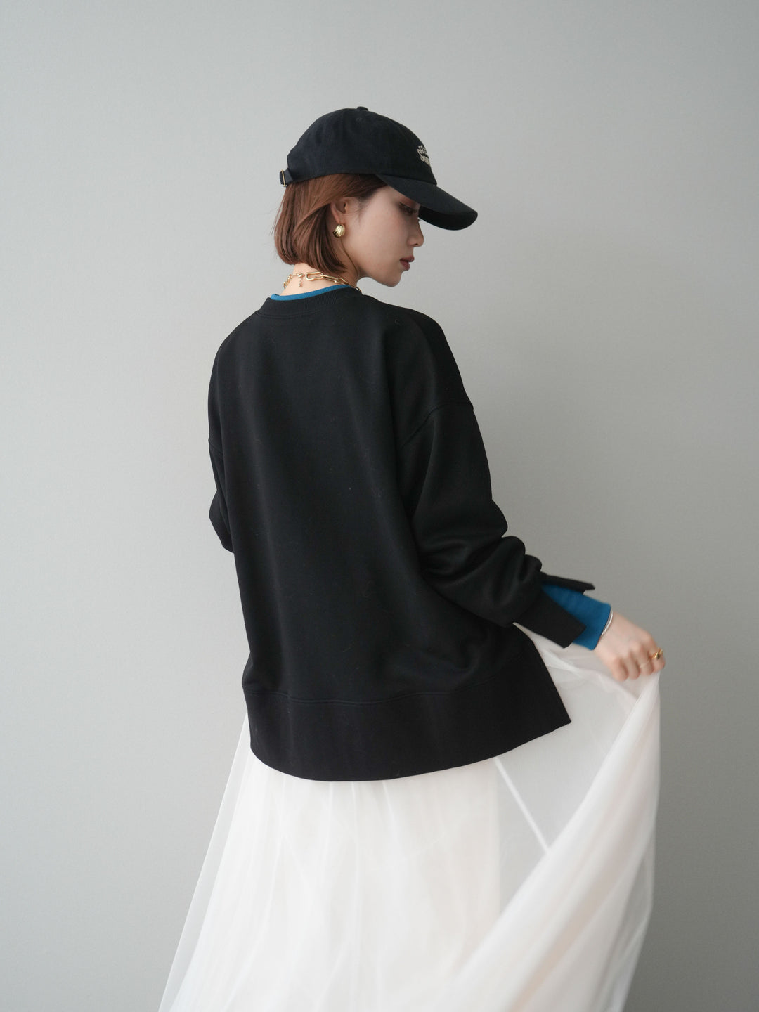 [予約]配色レイヤードデザインスエットプルオーバー/black