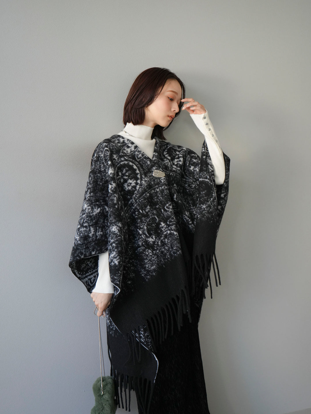 [SET]アブストラクト柄ストールポンチョ+選べるアクセセット(2set)