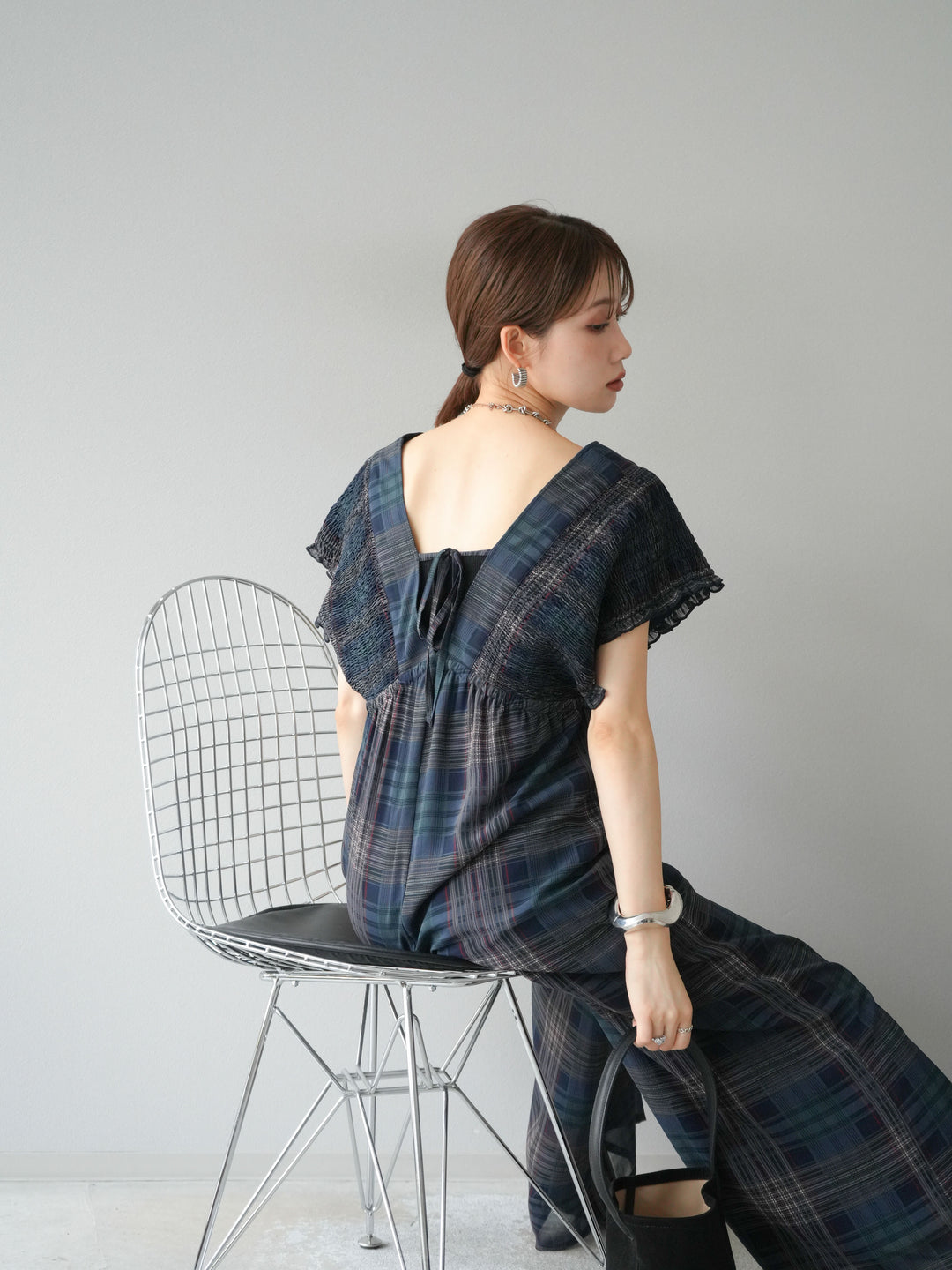 【預購】透視格紋褶皺工裝褲/海軍藍