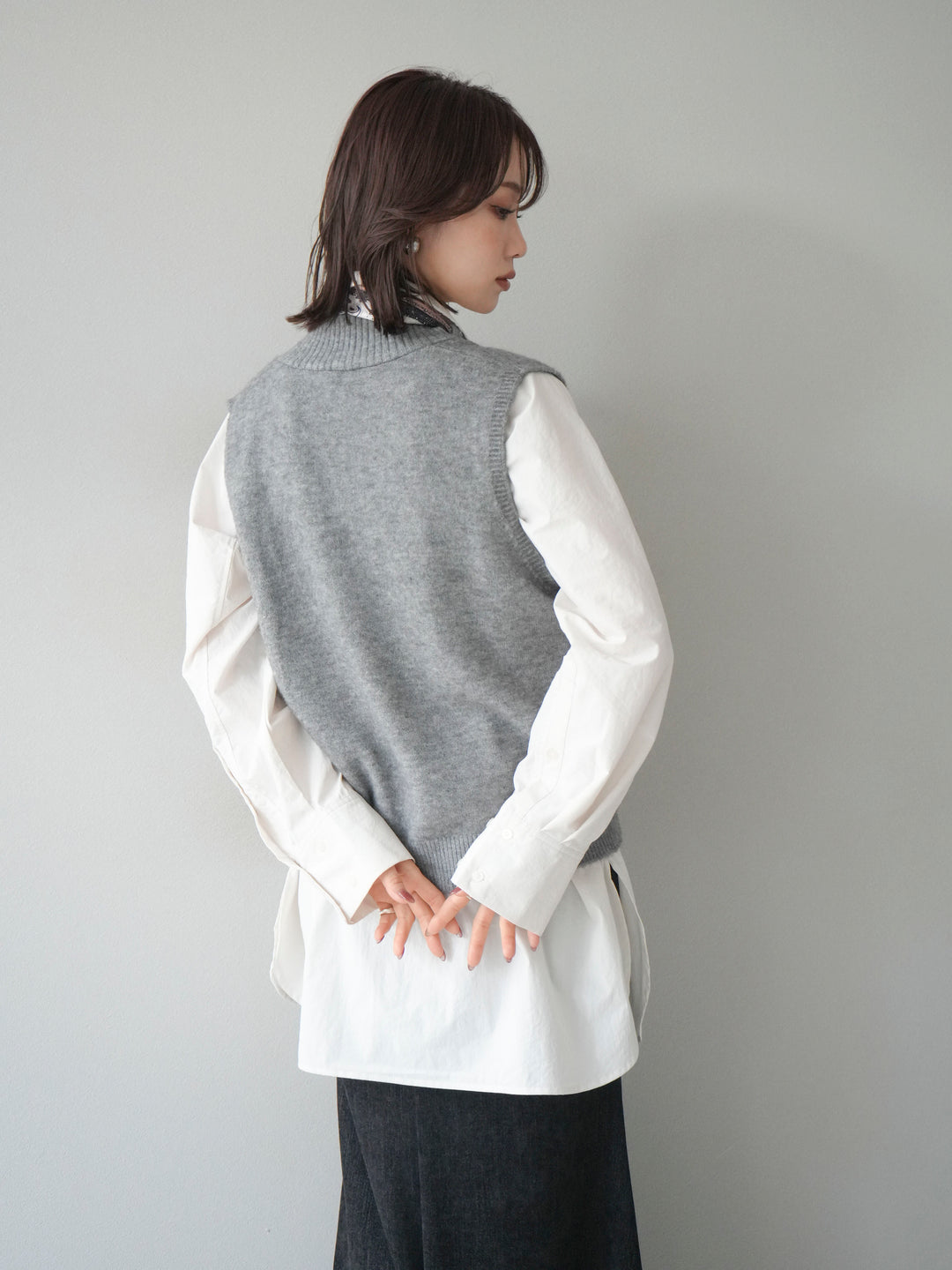 [予約]スカーフ付きニットベスト/gray