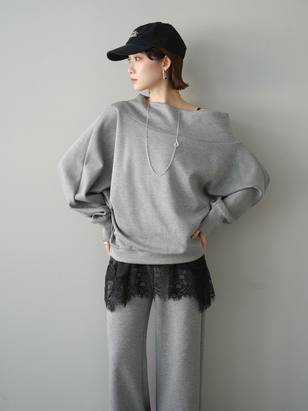 [SET]アシンメトリーオフショルポンチプルオーバー+アシンメトリーオフショルポンチプルオーバー(2set)