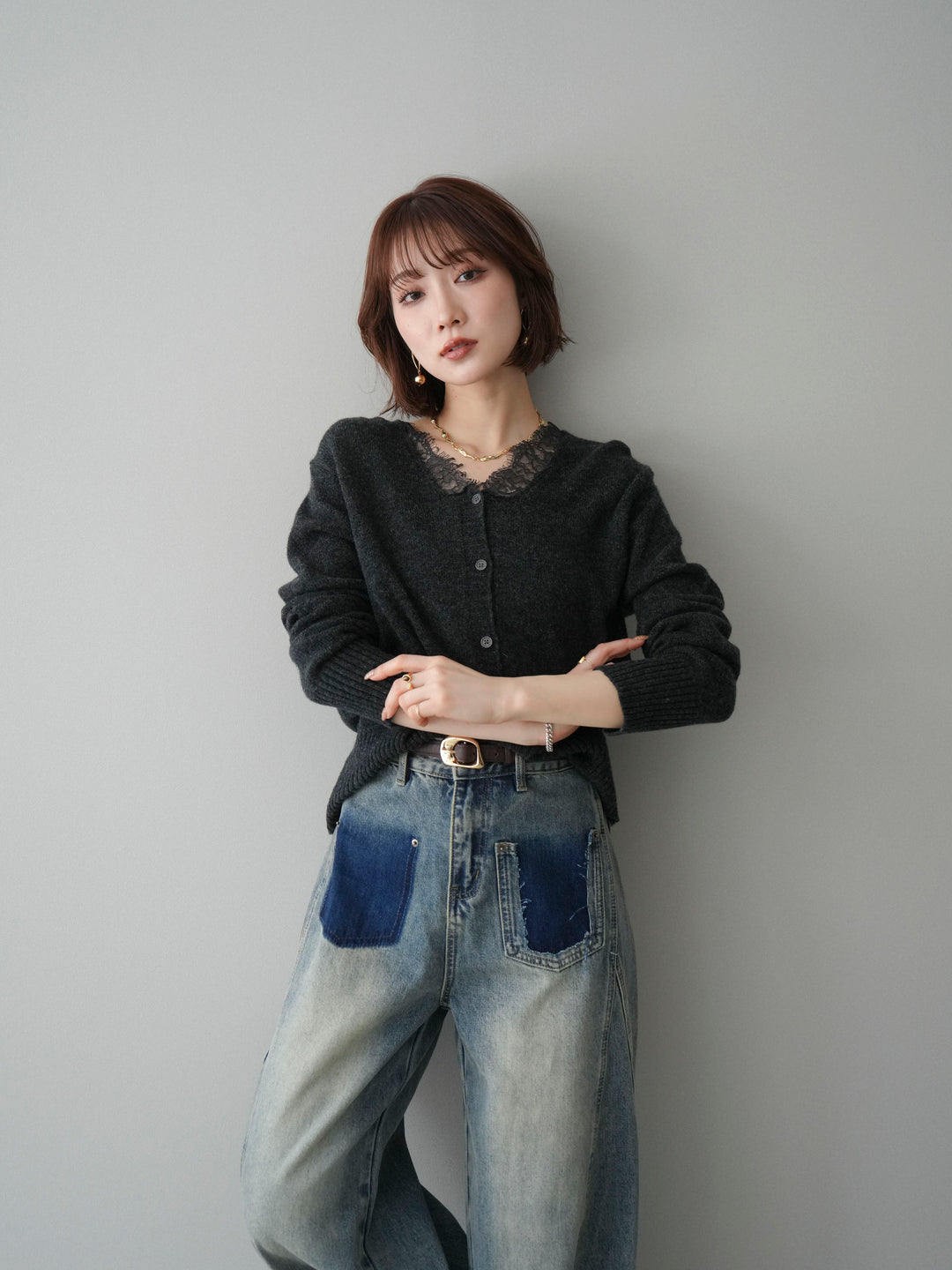 [SET]レースネックニットカーディガン+染めデザインポケットデニムパンツ(2set)