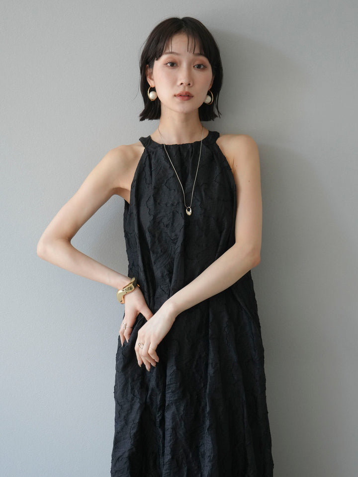 【預購】提花掛脖洋裝/黑色