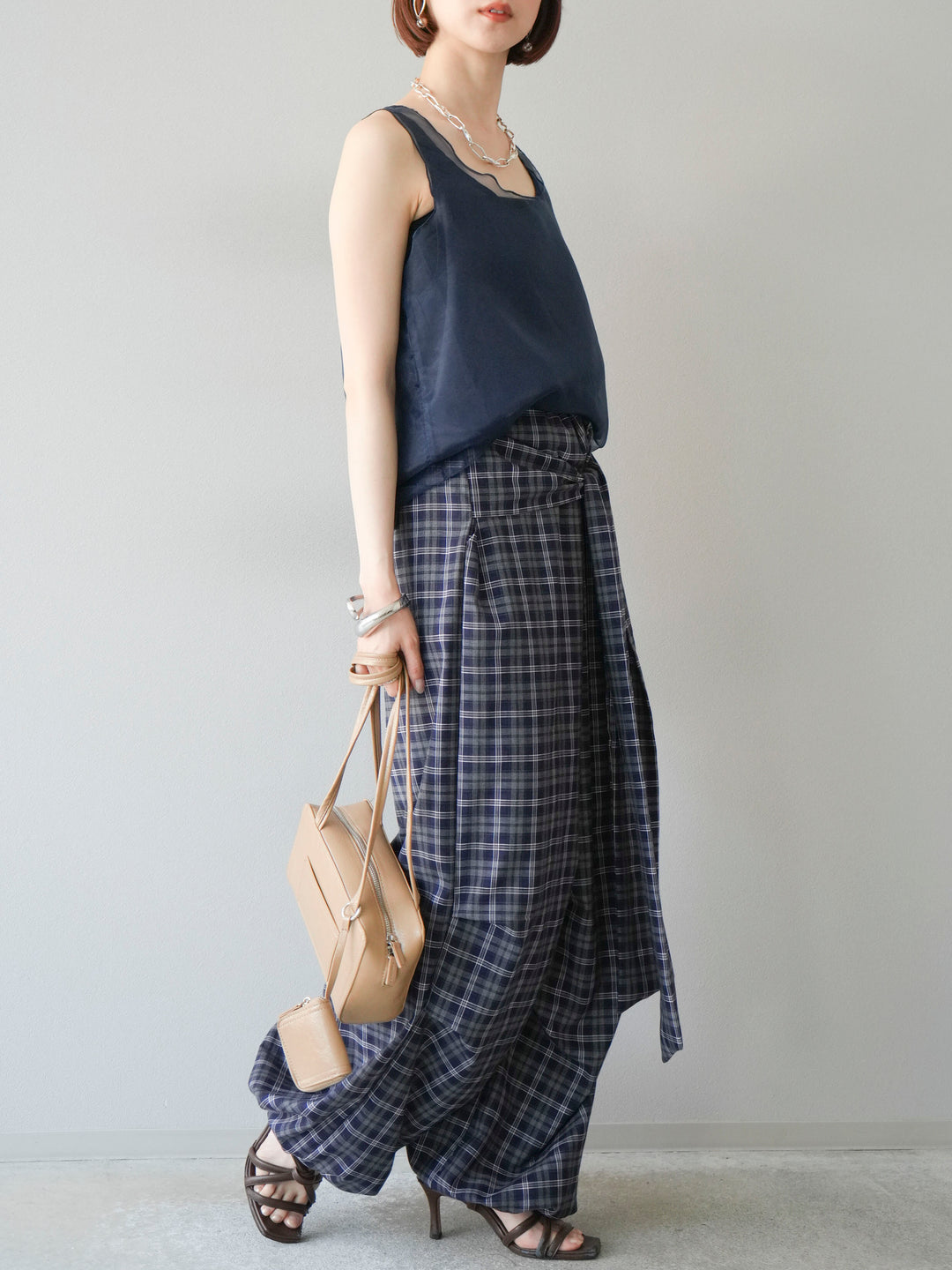 [予約]チェック柄ウエスト巻きドロストパンツ/ネイビー