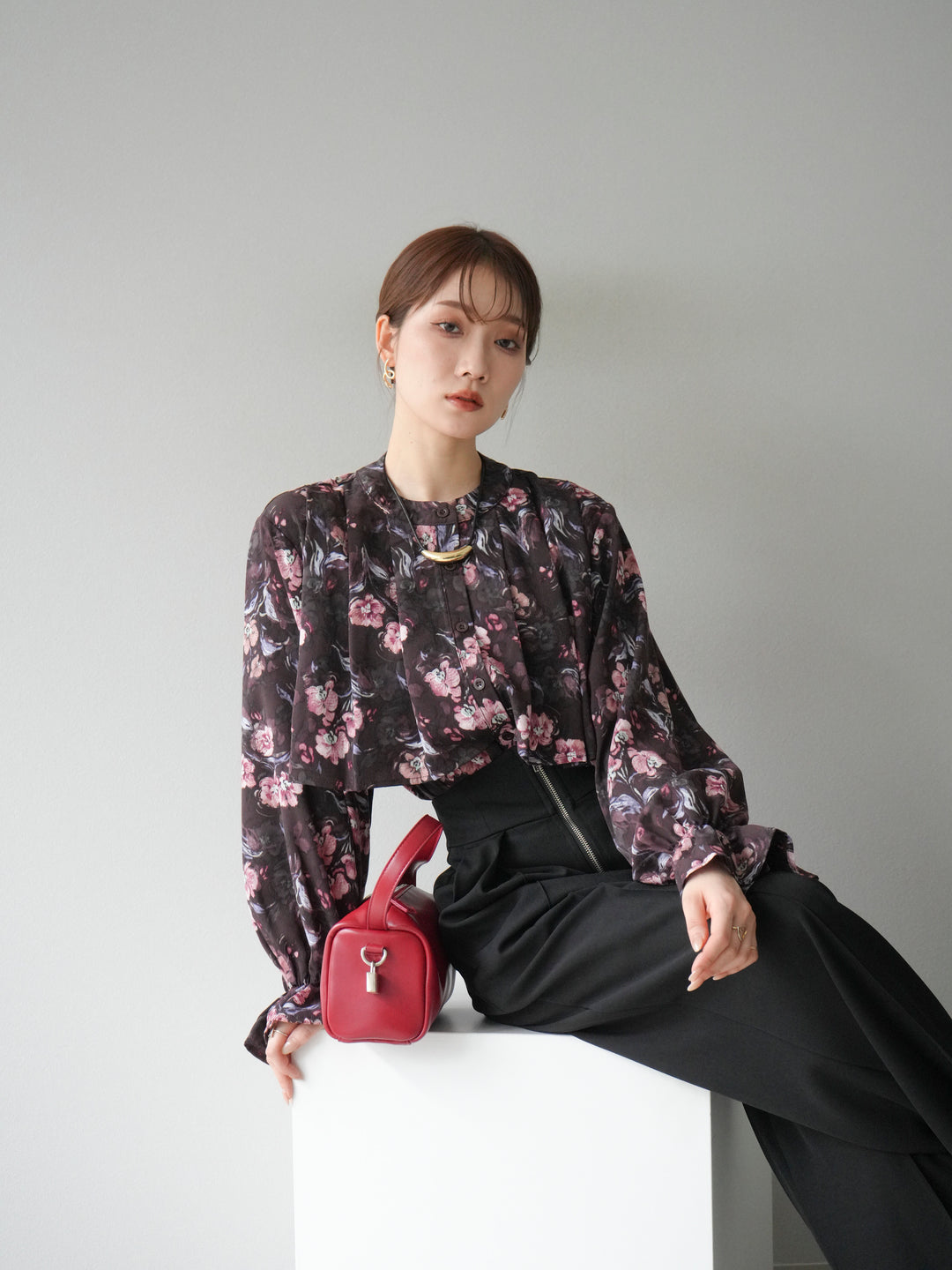 [予約]フラワーフリルブラウス/ブラウン