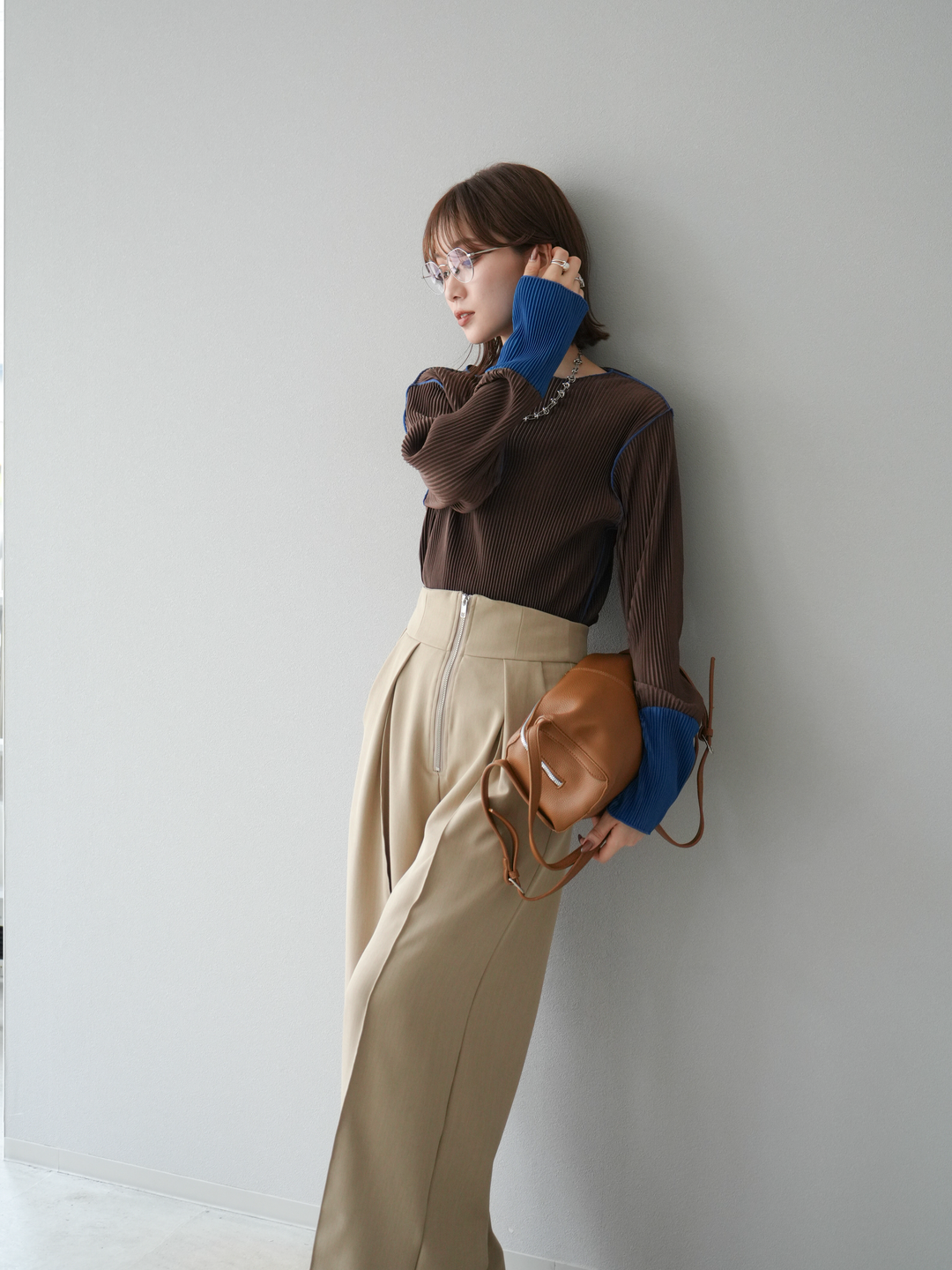 [予約]バイカラープリーツトップス/ブラウン