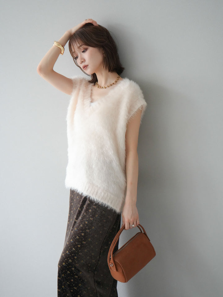 [予約]ラメシャギーVネックニットベスト/アイボリー
