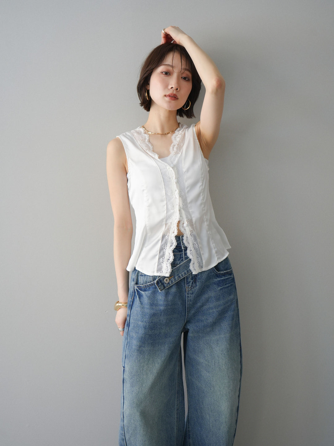 [予約]ノースリサテンレースキャミソール/white