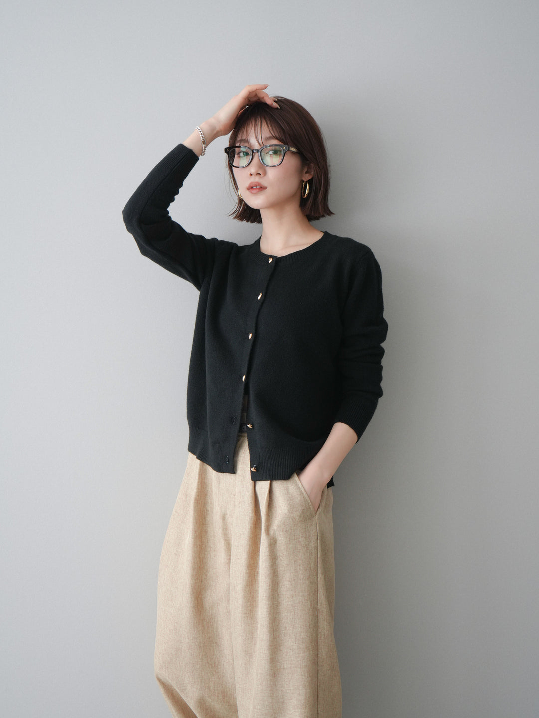 [予約]ハートボタンニットカーディガン/black