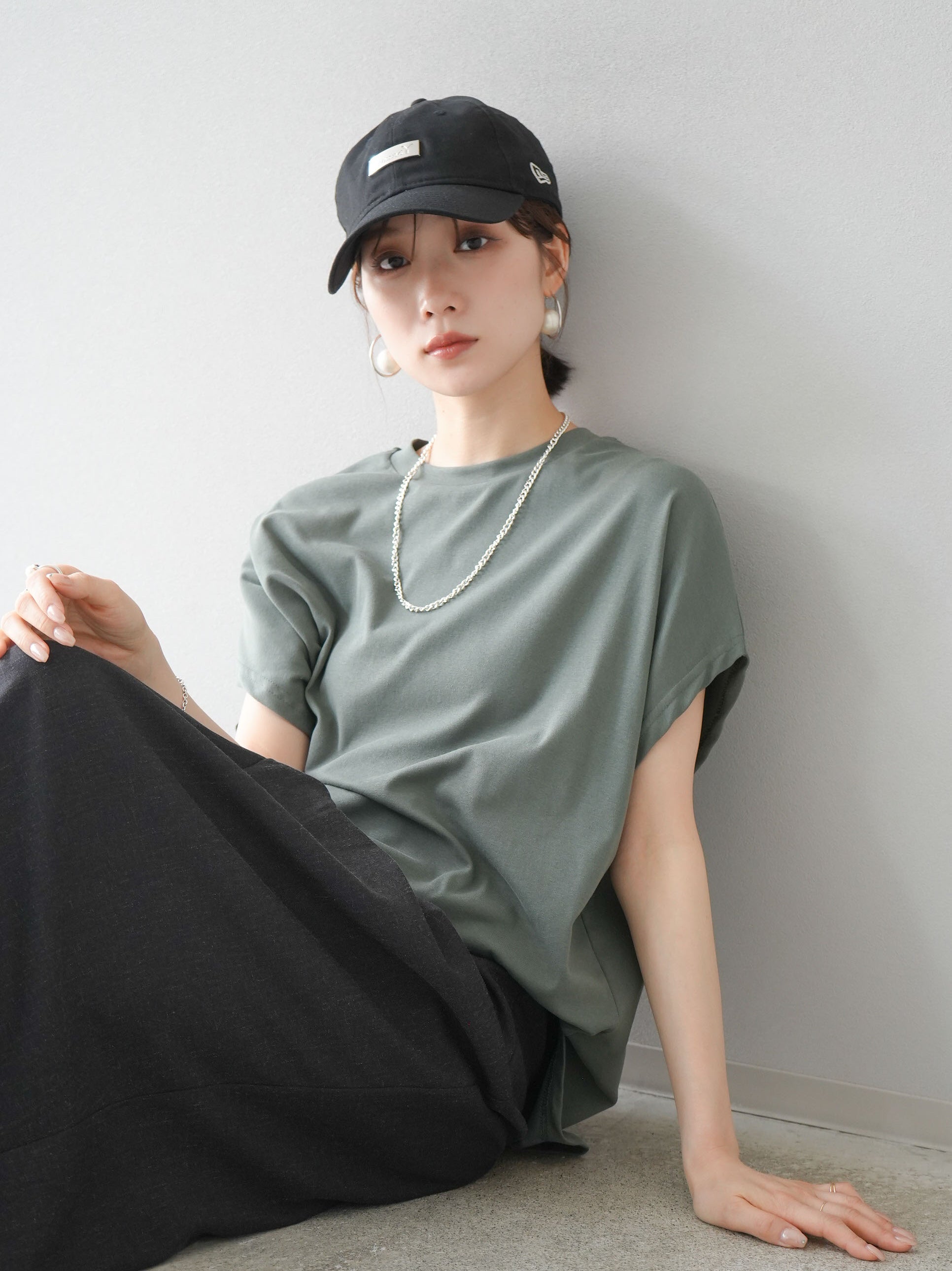 予約]ラウンドヘムビッグTシャツ/カーキ – Lumier